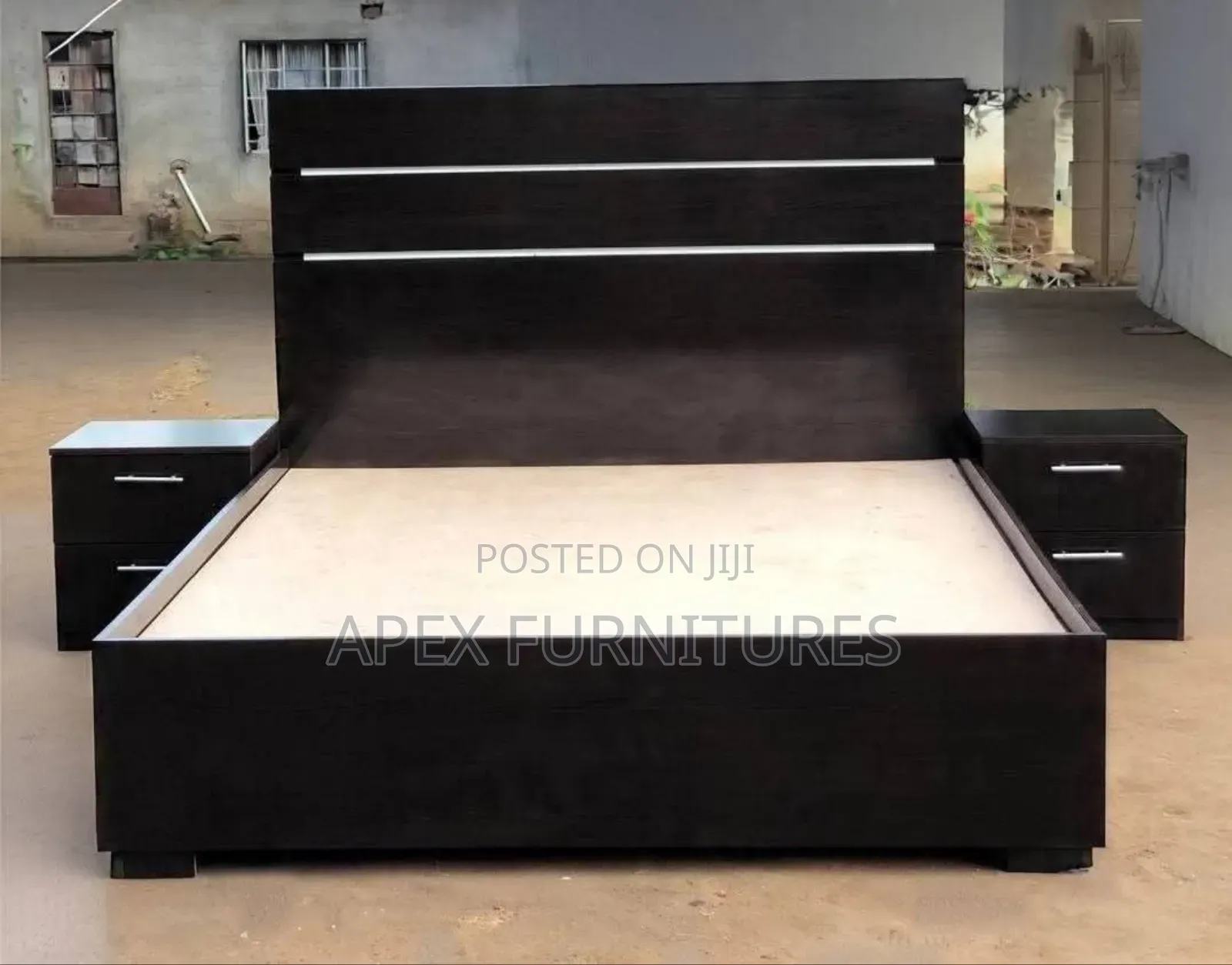 Black 6*6 Bed Chester Bed