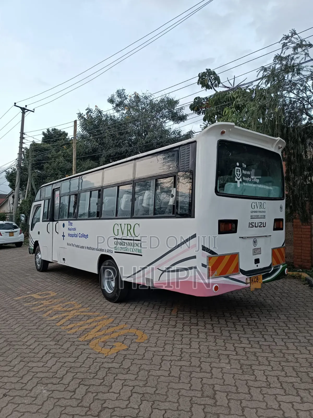 Isuzu NQR 2014 White