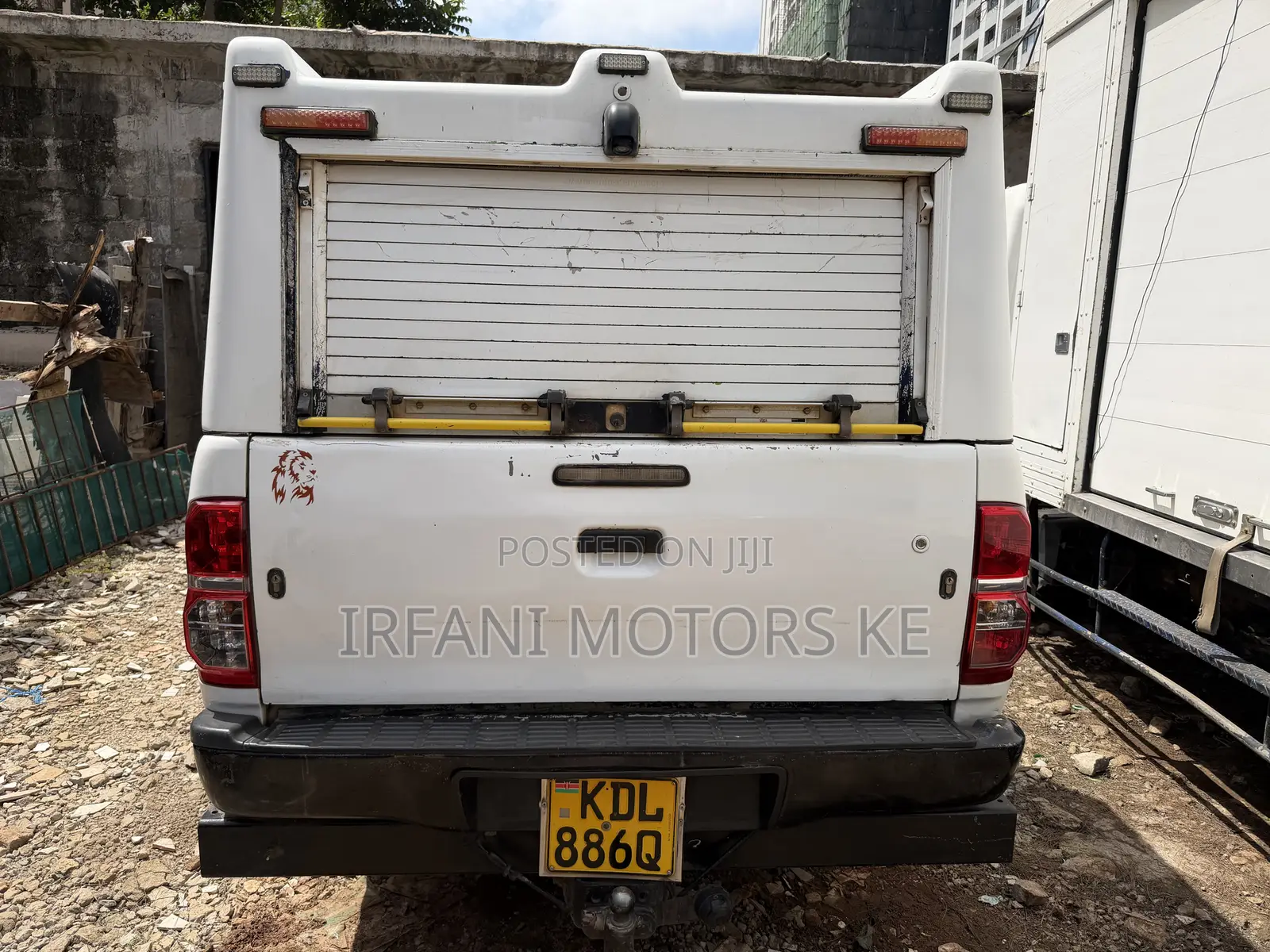Toyota Hilux 2015 White