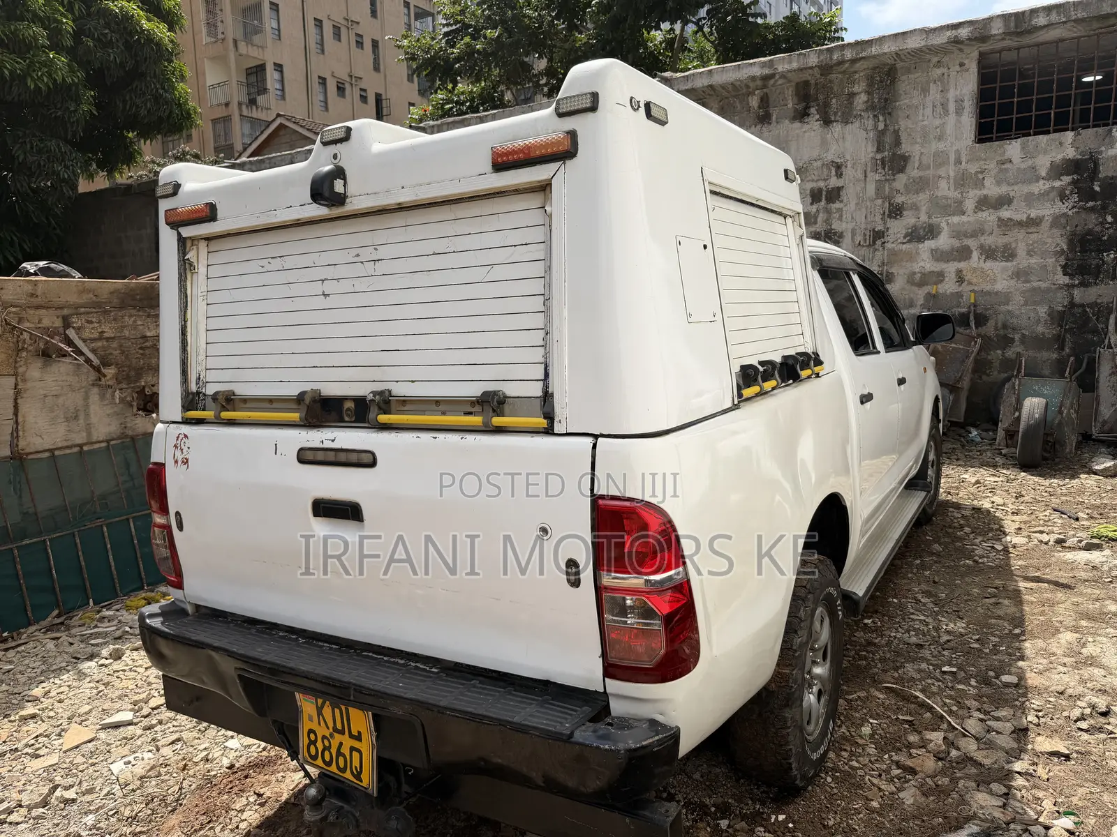 Toyota Hilux 2015 White