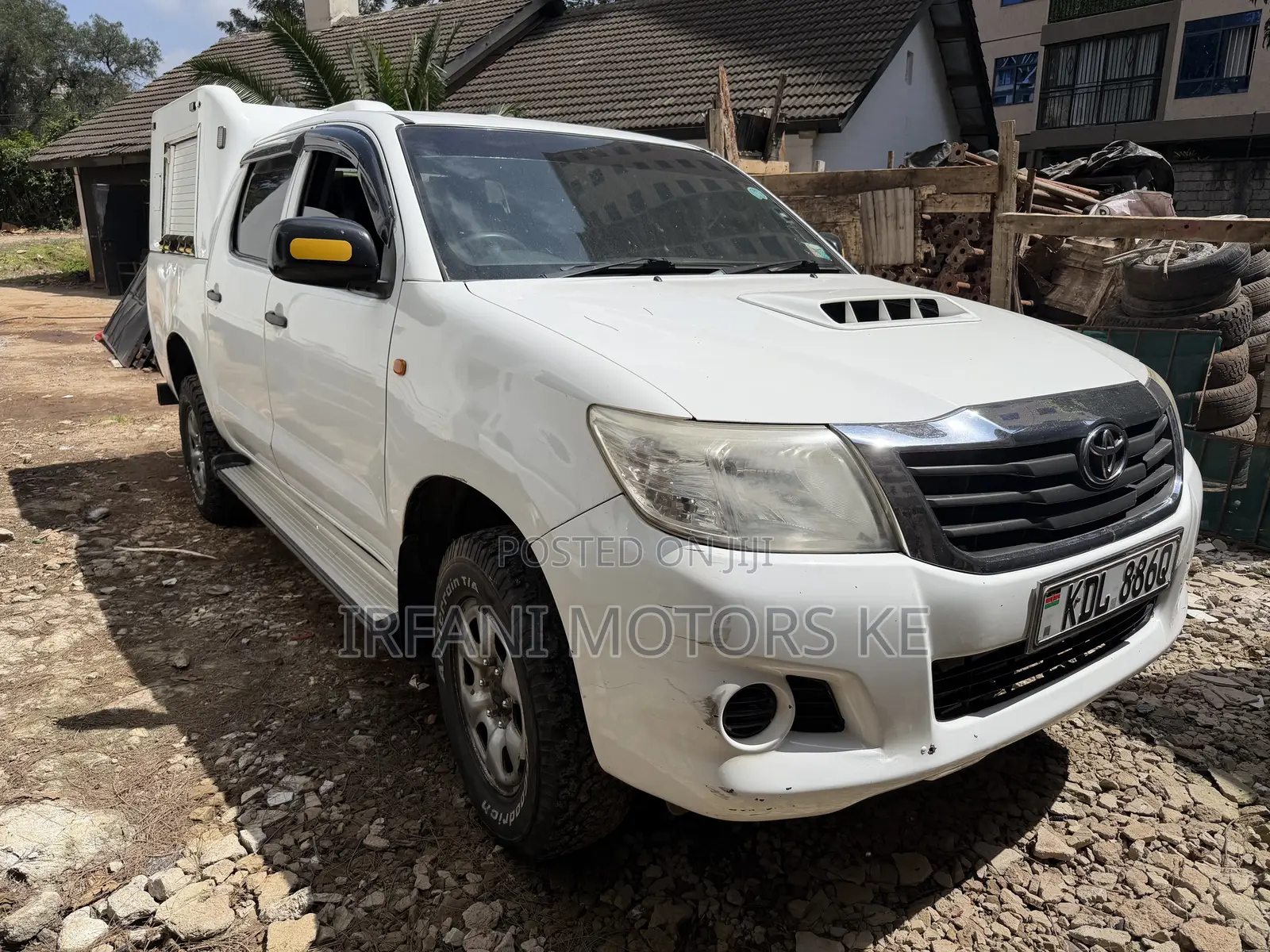 Toyota Hilux 2015 White