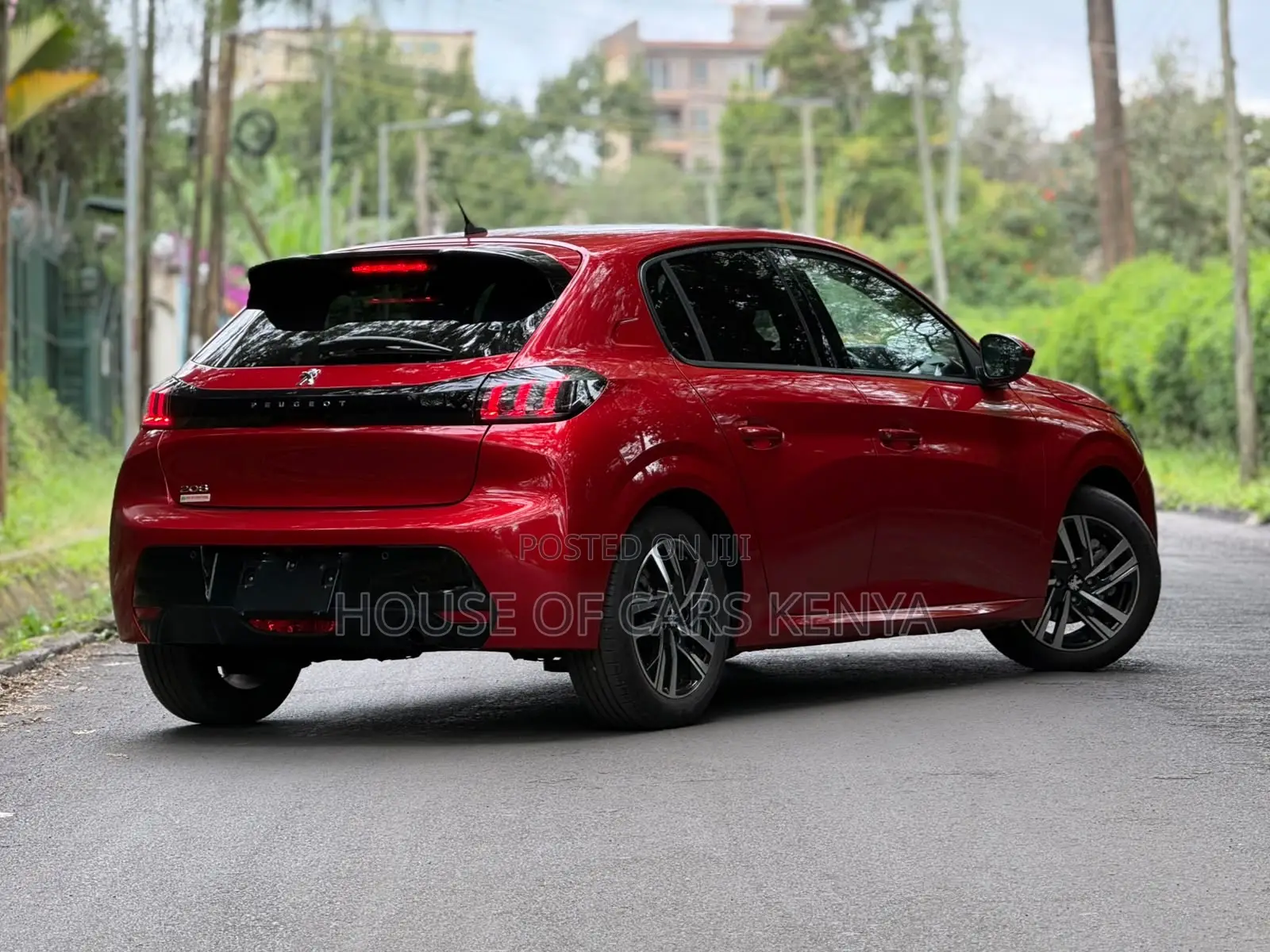Peugeot 208 2021 Red