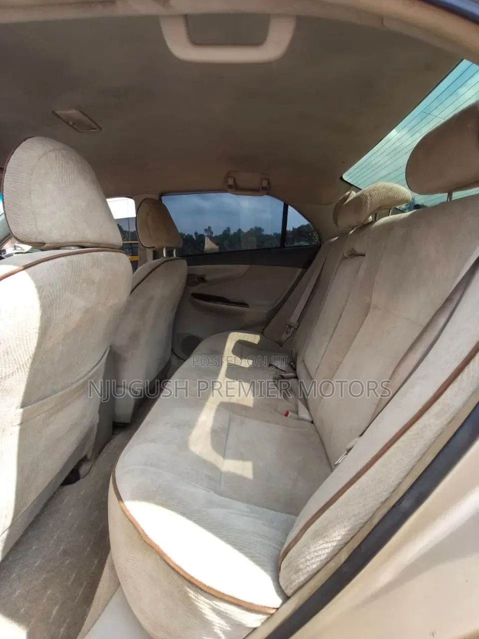 Toyota Axio 2011 Gold