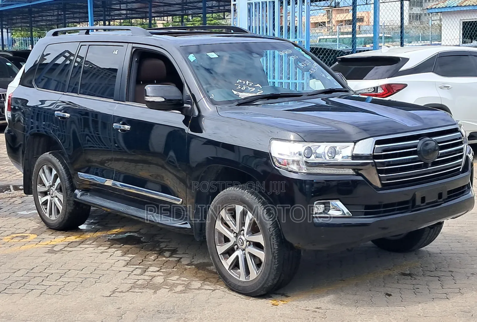 Toyota Land Cruiser 4.6 V8 ZX 2020 Black