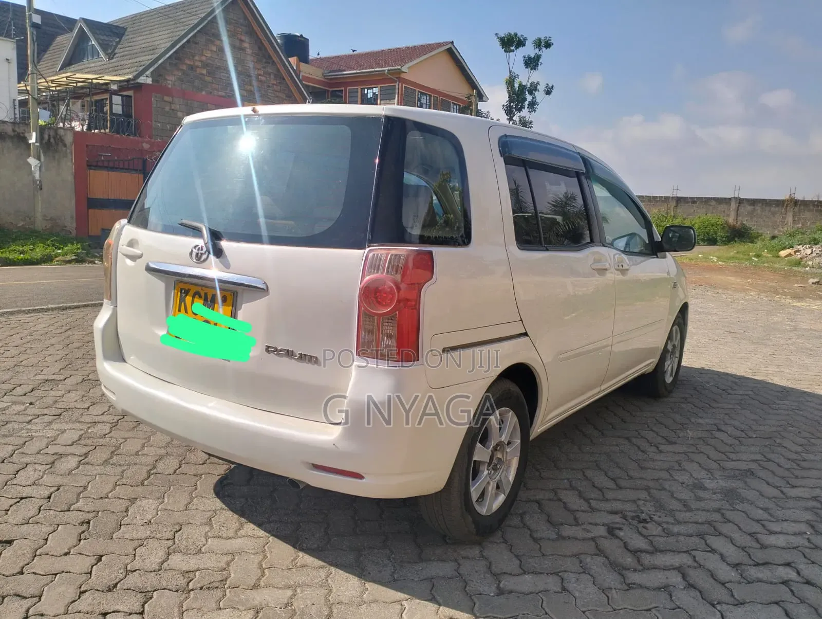 Toyota Raum 2007 Beige