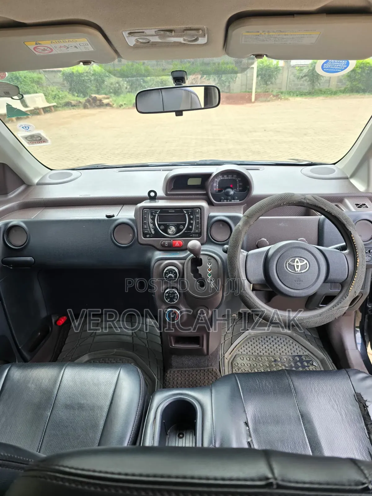Toyota Spade 2014 Black