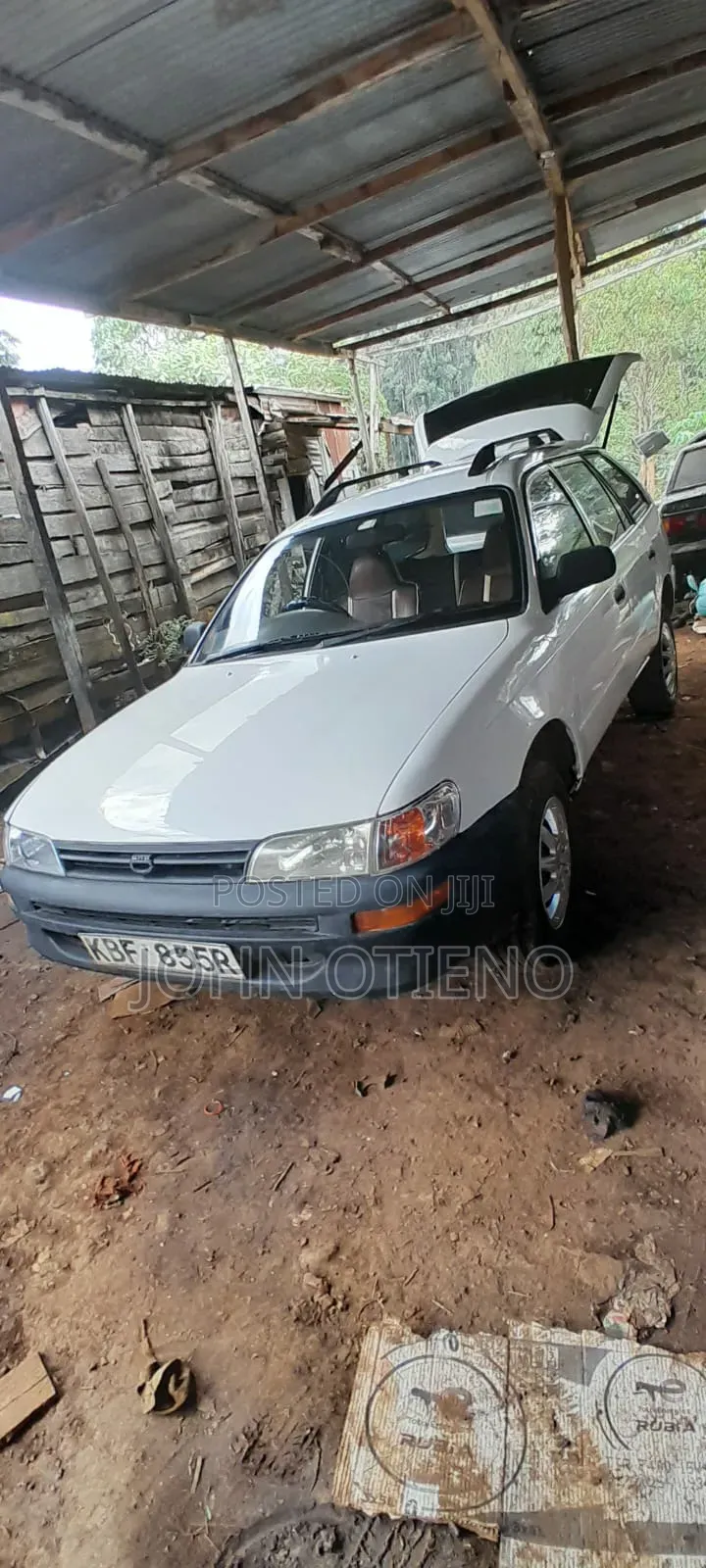 Toyota Corona Premio 2000 White