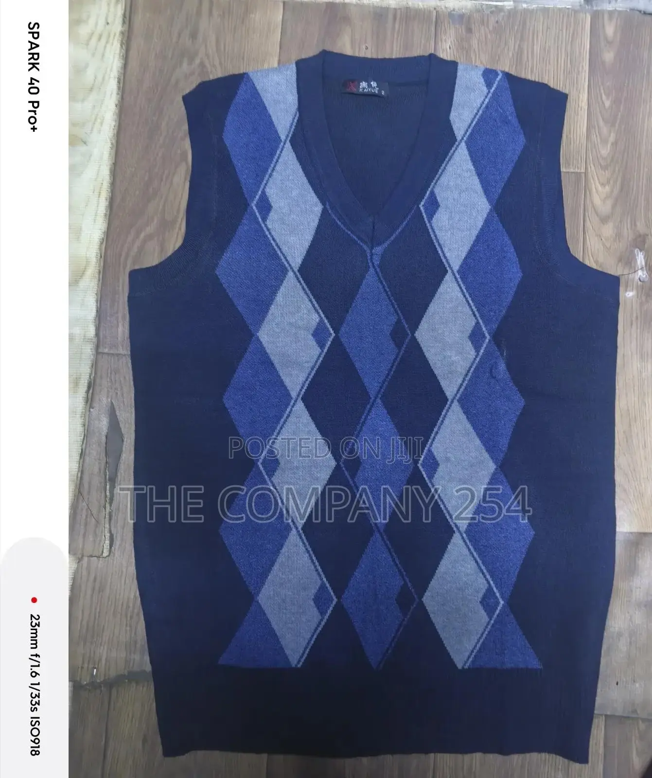 Quality Casual Leather Half Knitted Men Sweater Available