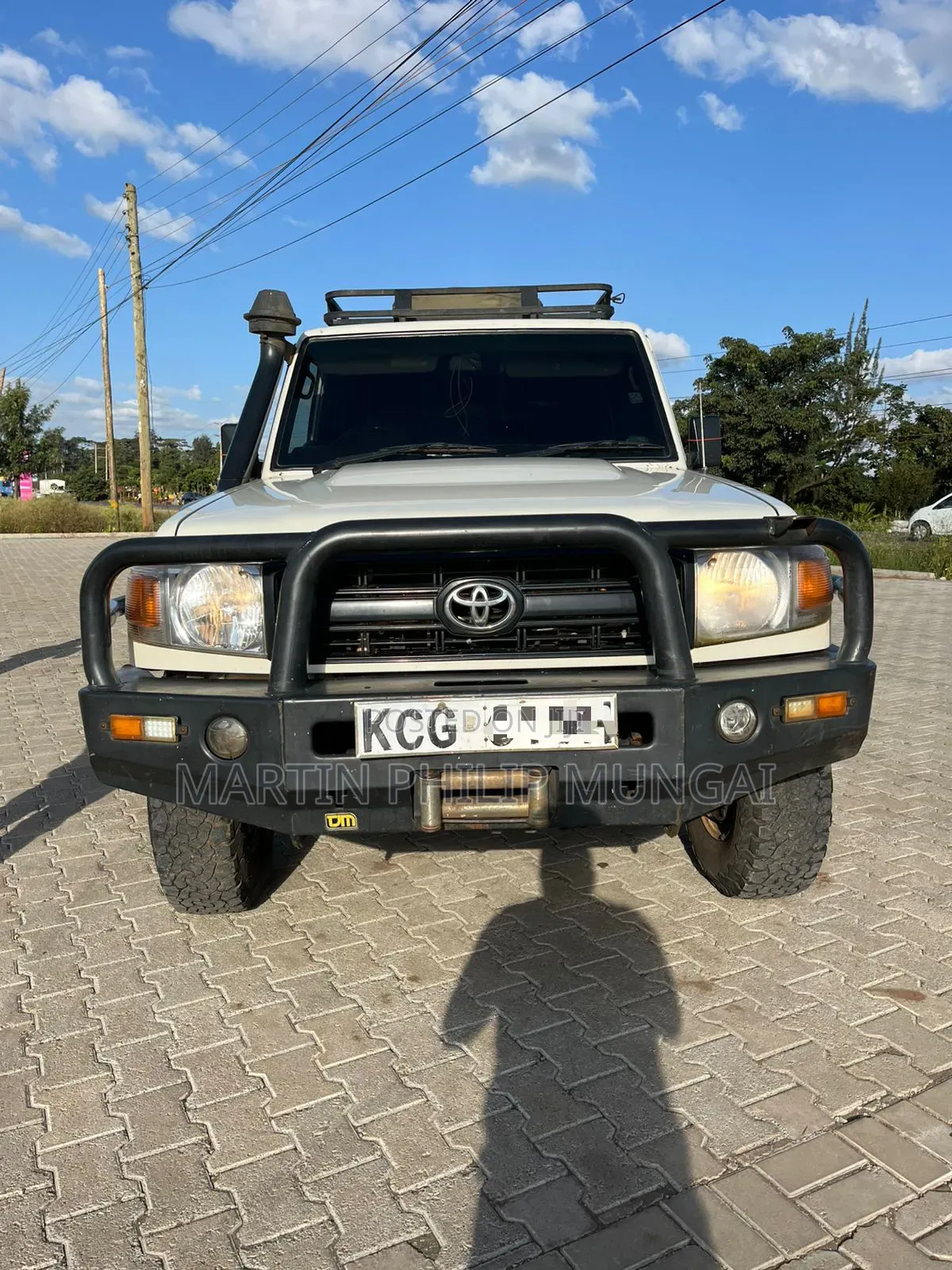 Toyota Land Cruiser 2015 White