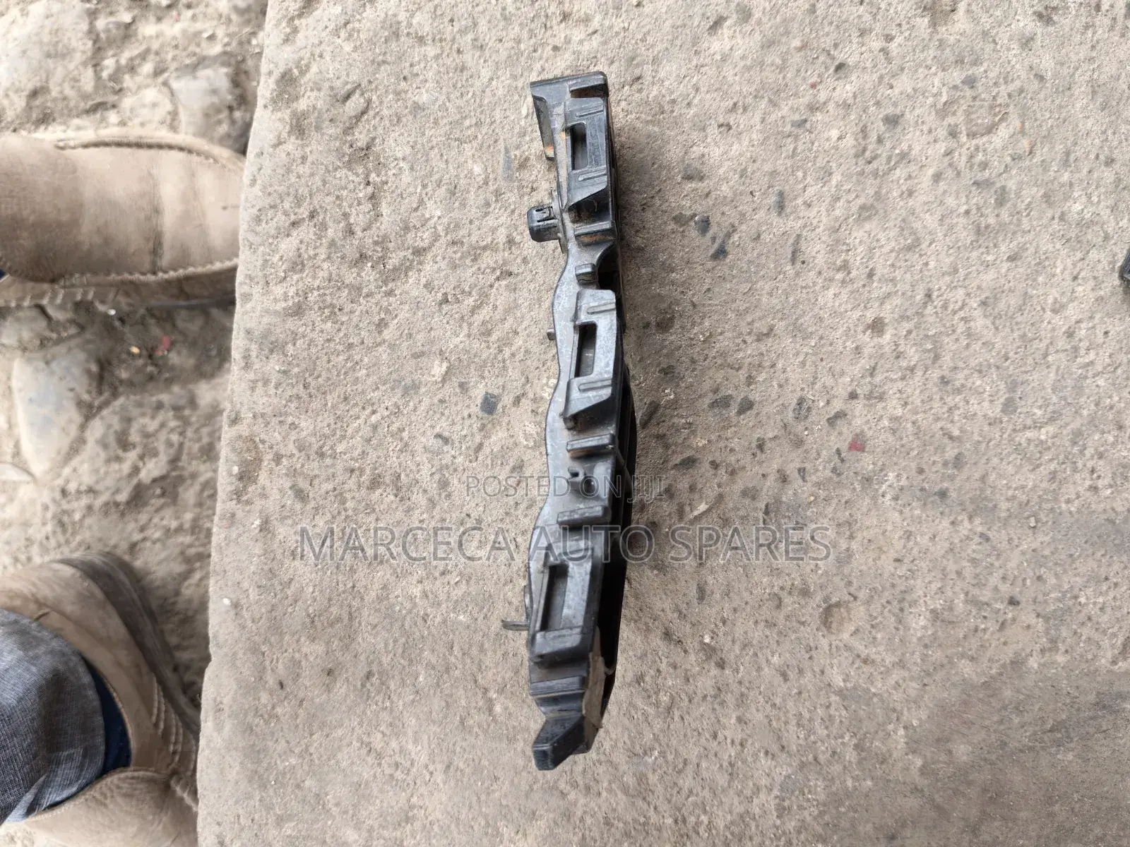 Toyota Corolla Cross Bumper Slide Retainers
