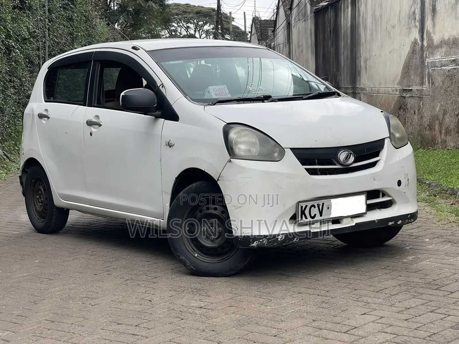 Daihatsu Mira 2012 White