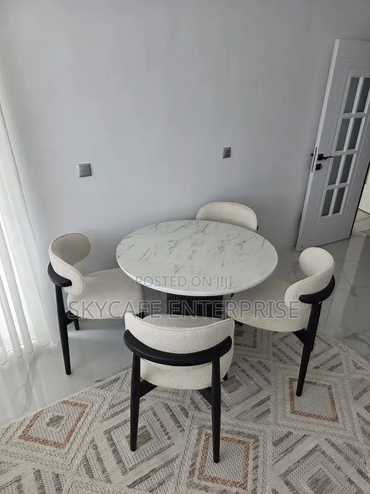 4seater Tapture Round