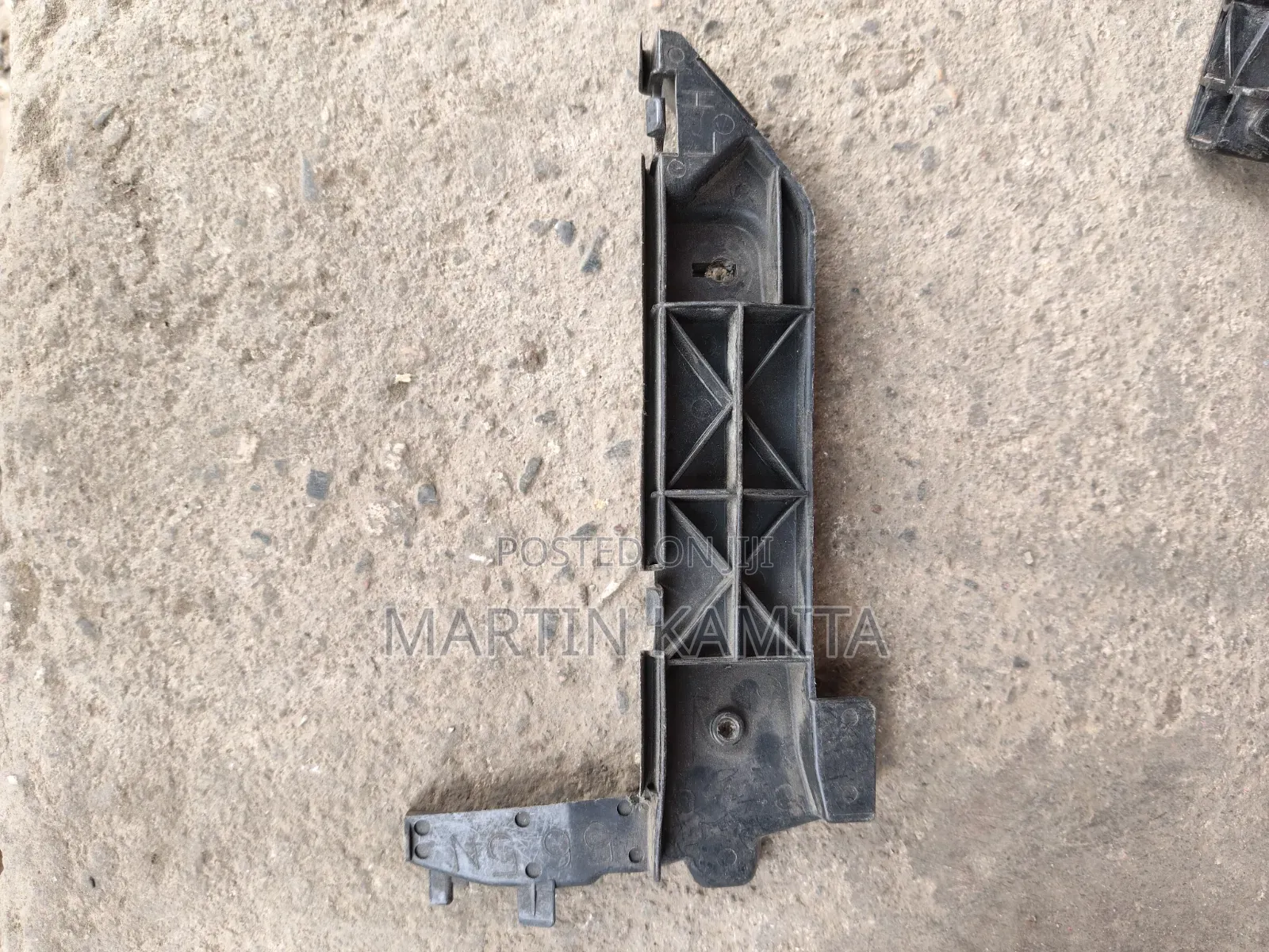 Toyota Raum Front Bumper Slide Retainers