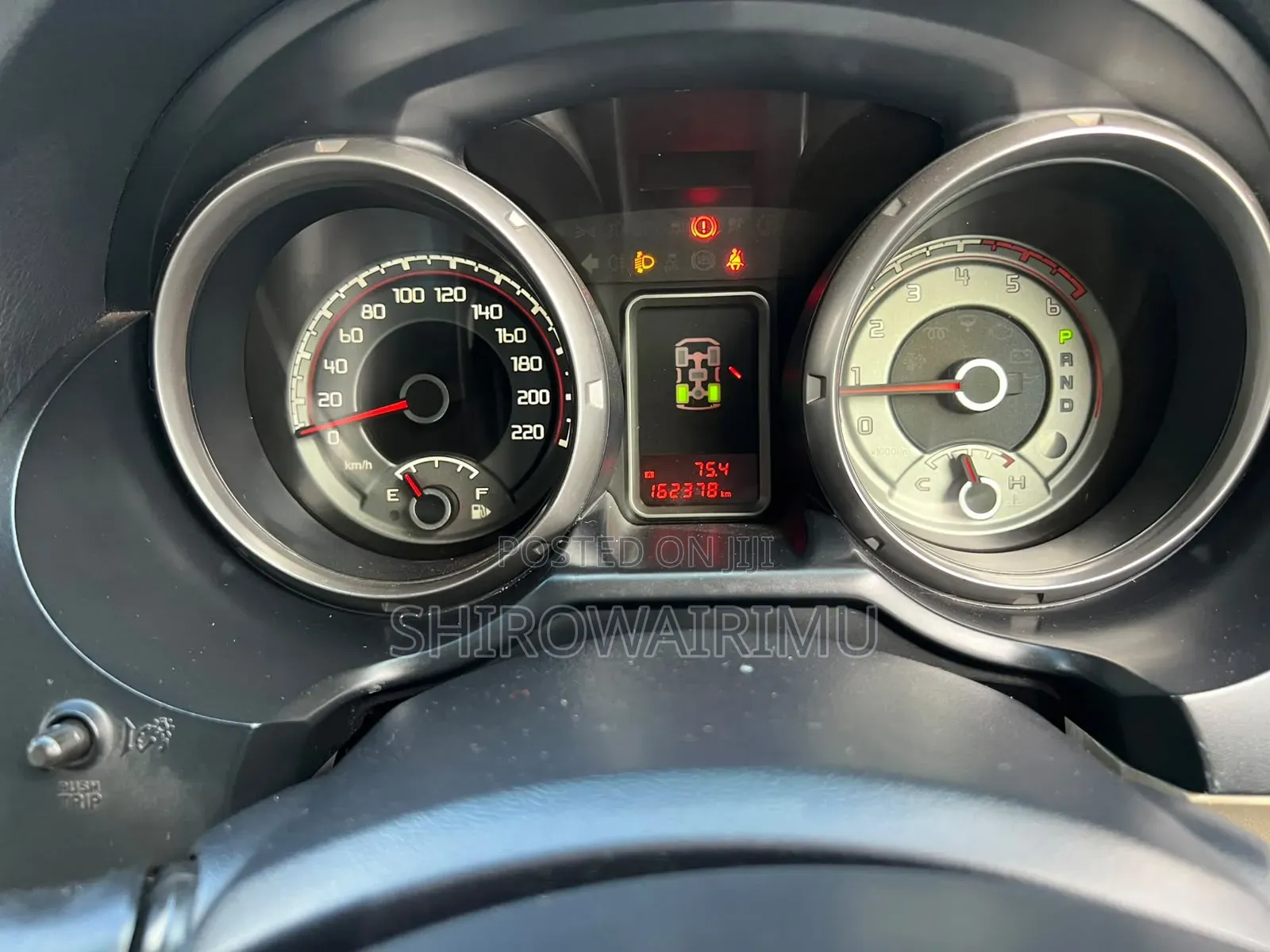 Mitsubishi Pajero 2015 Silver