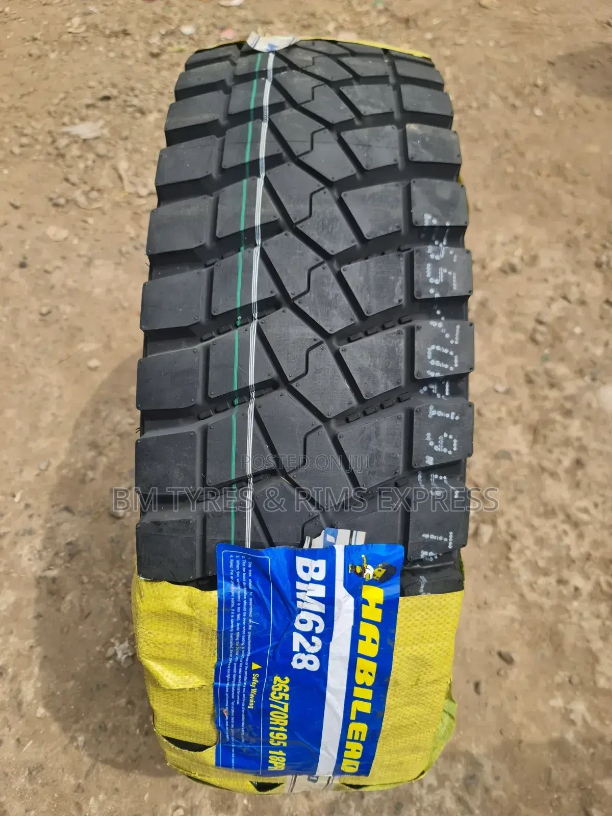 265 /70 R19. 5 Habilead Tires (Diff)