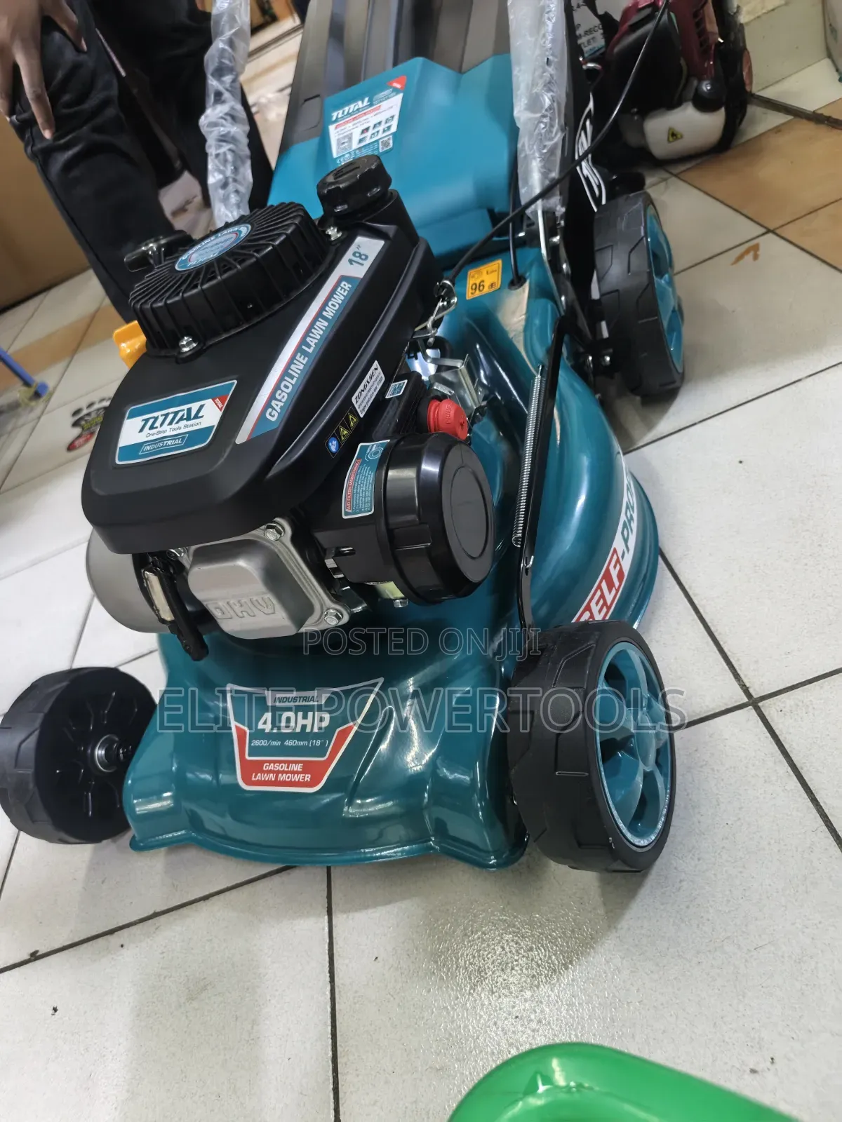 Total Self-Propelled 4-Stroke Petrol Lawn Mower /Grass Cutting Machine