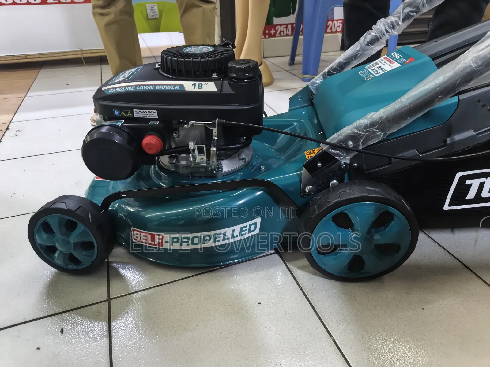 Total Self-Propelled 4-Stroke Petrol Lawn Mower /Grass Cutting Machine