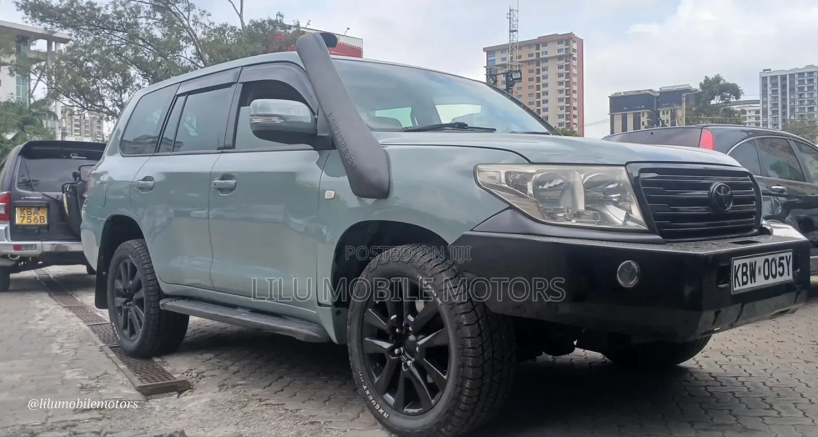 Toyota Land Cruiser 2009 Blue