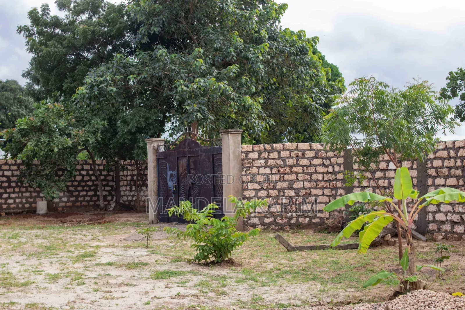 2bdrm Farm House in Roka, Matsangoni for sale