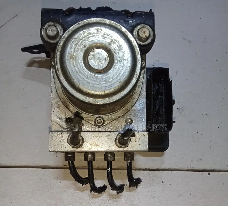 Abs Pump Nissan X-Trail Nt30