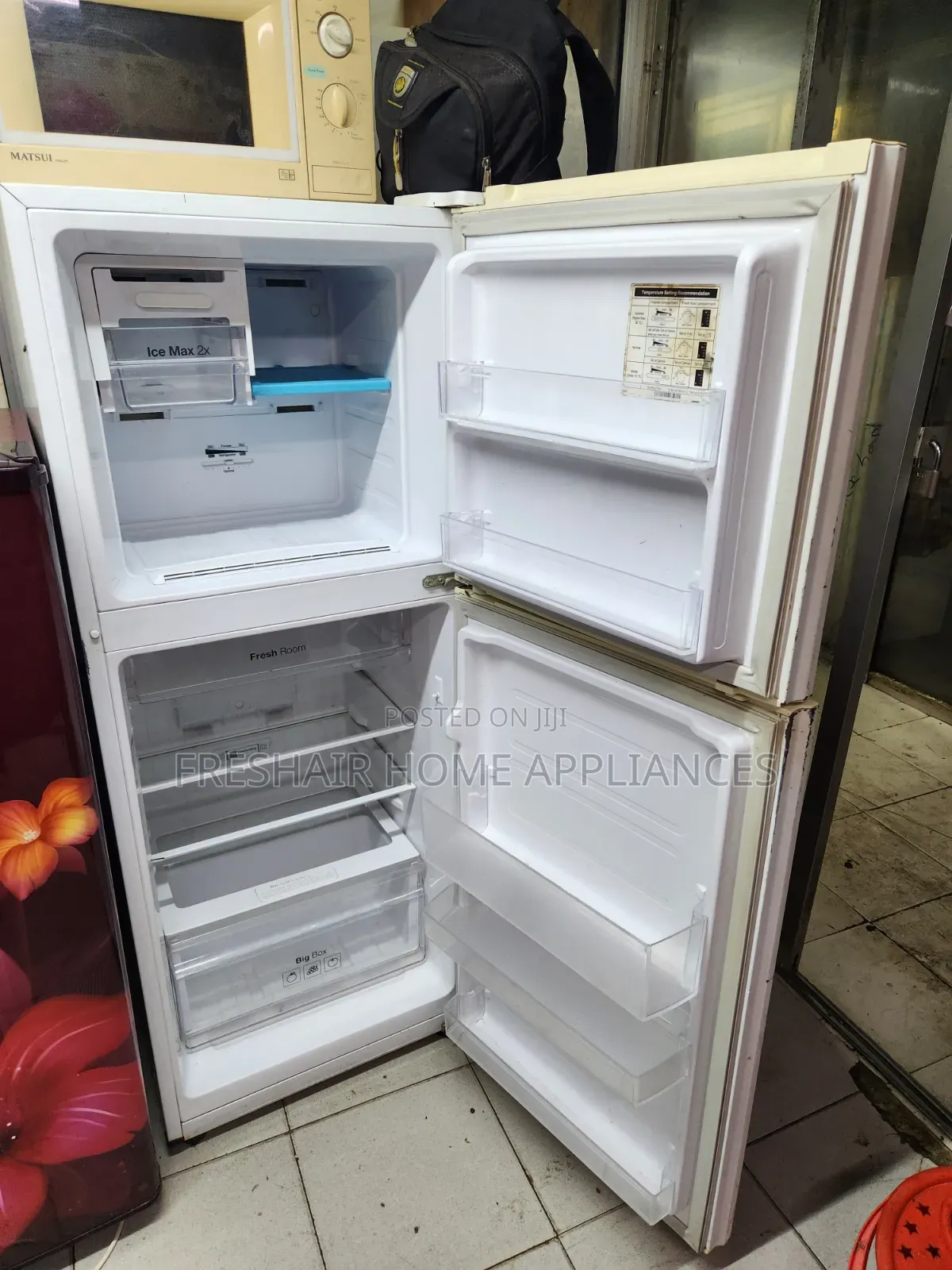 White Fridge 300litres Samsung