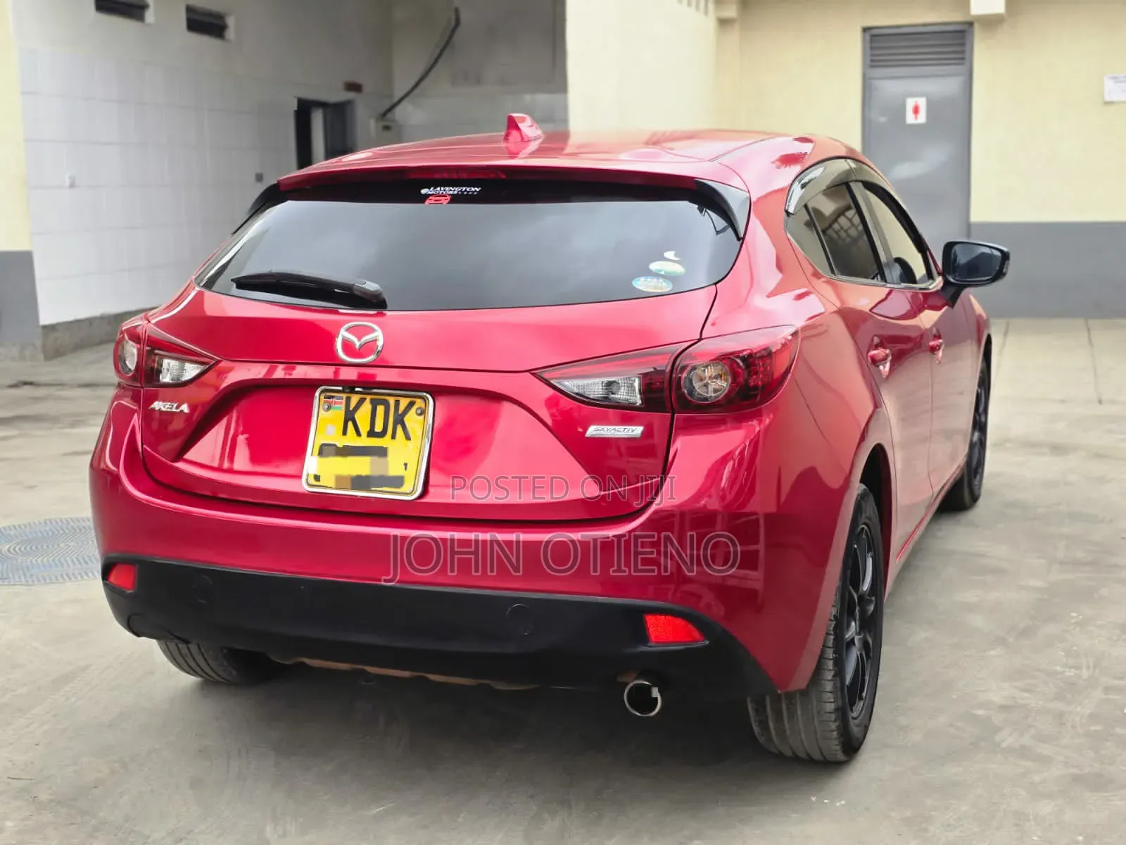 Mazda Axela SV Premium 2014 Maroon