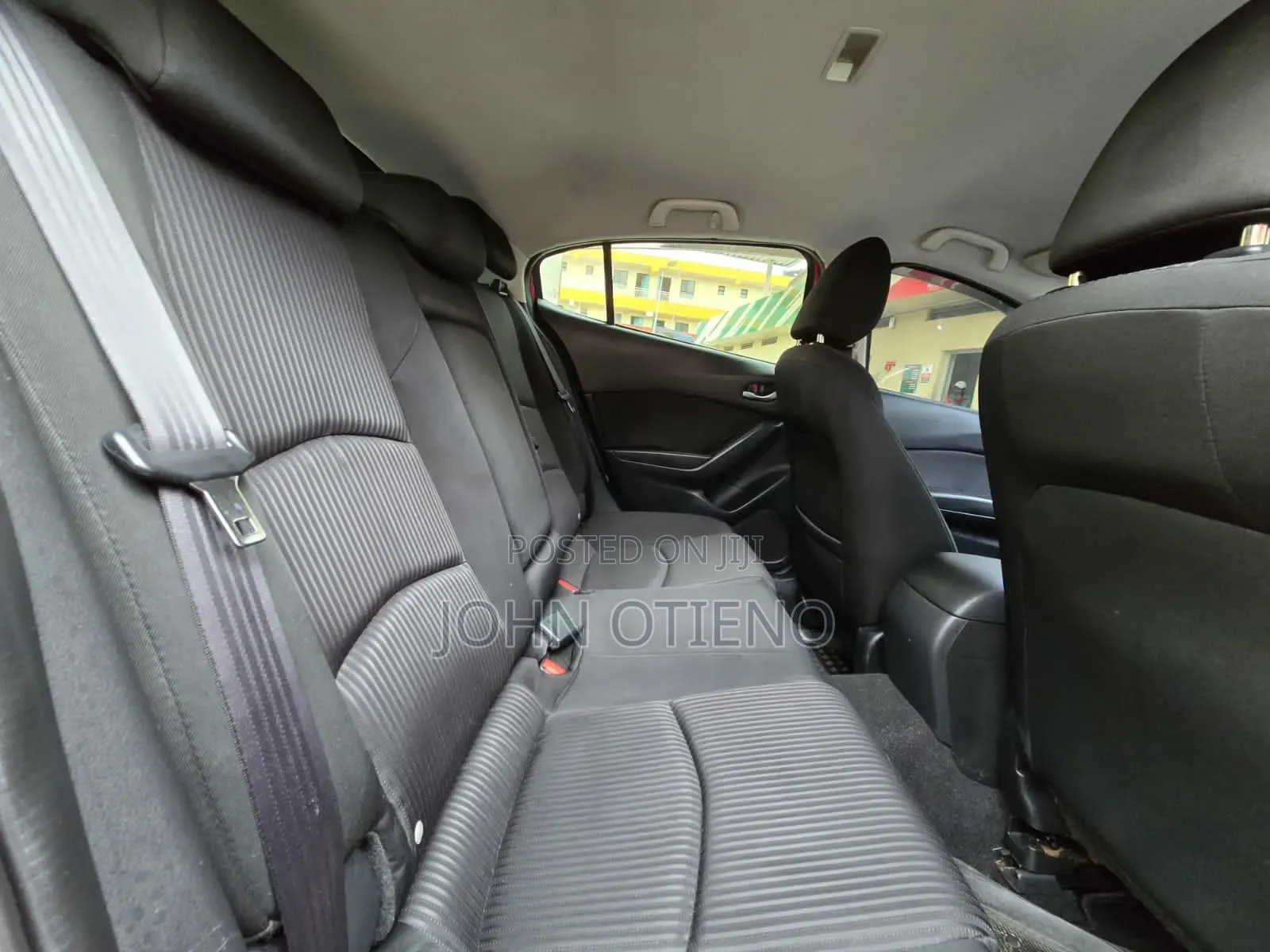 Mazda Axela SV Premium 2014 Maroon