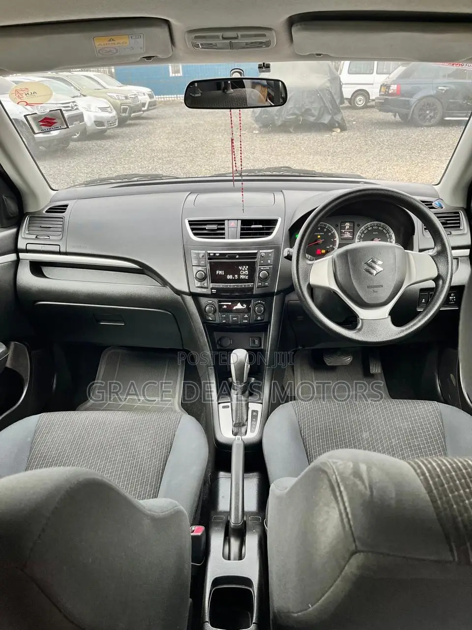 Suzuki Swift 2015 Red
