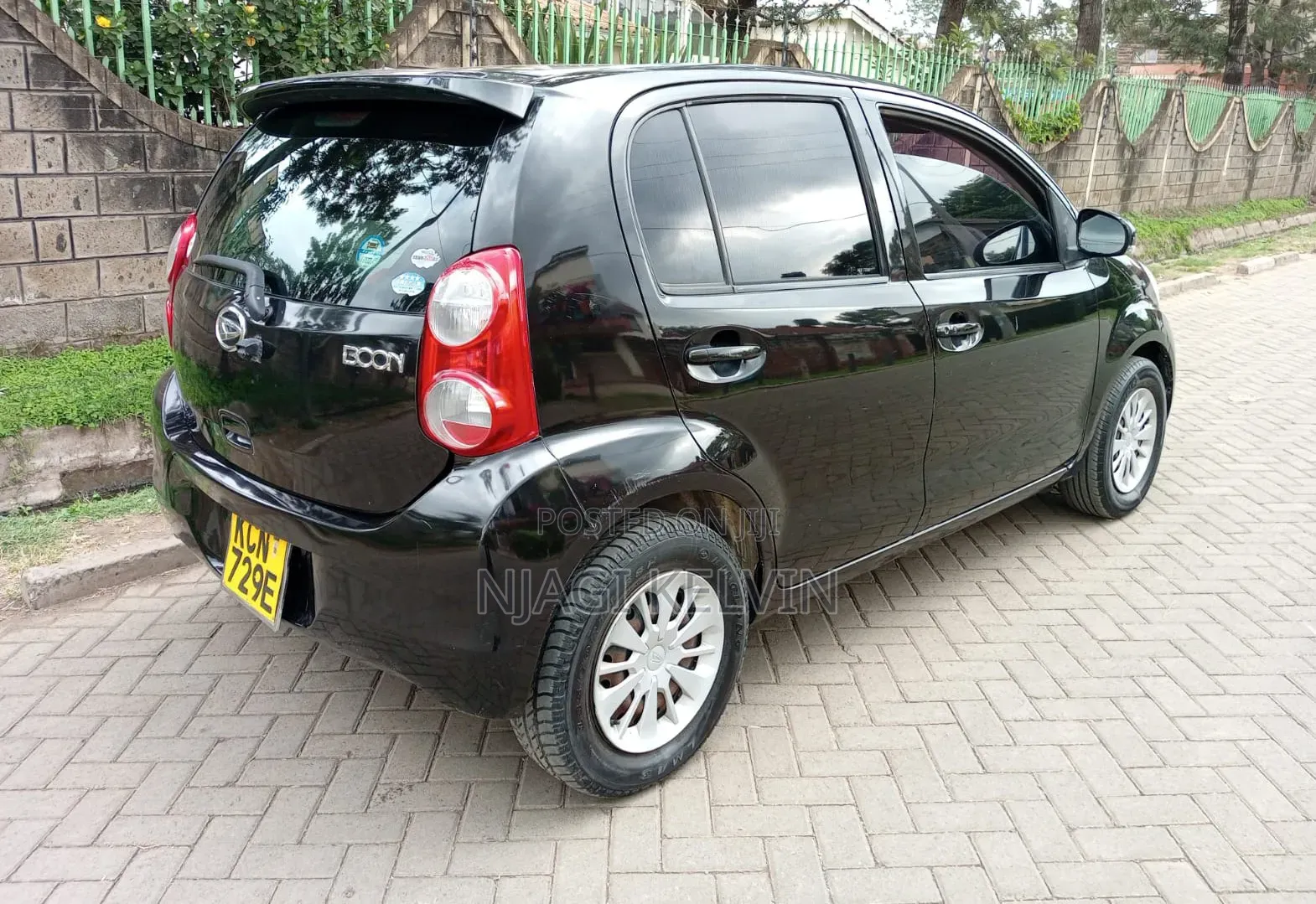 Toyota Passo 2010 Black