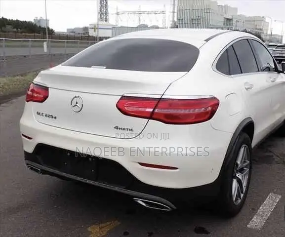 Mercedes-Benz GLC-Class 2019 White