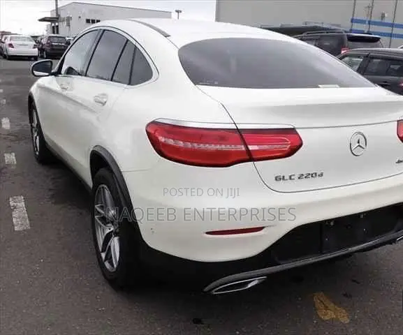 Mercedes-Benz GLC-Class 2019 White
