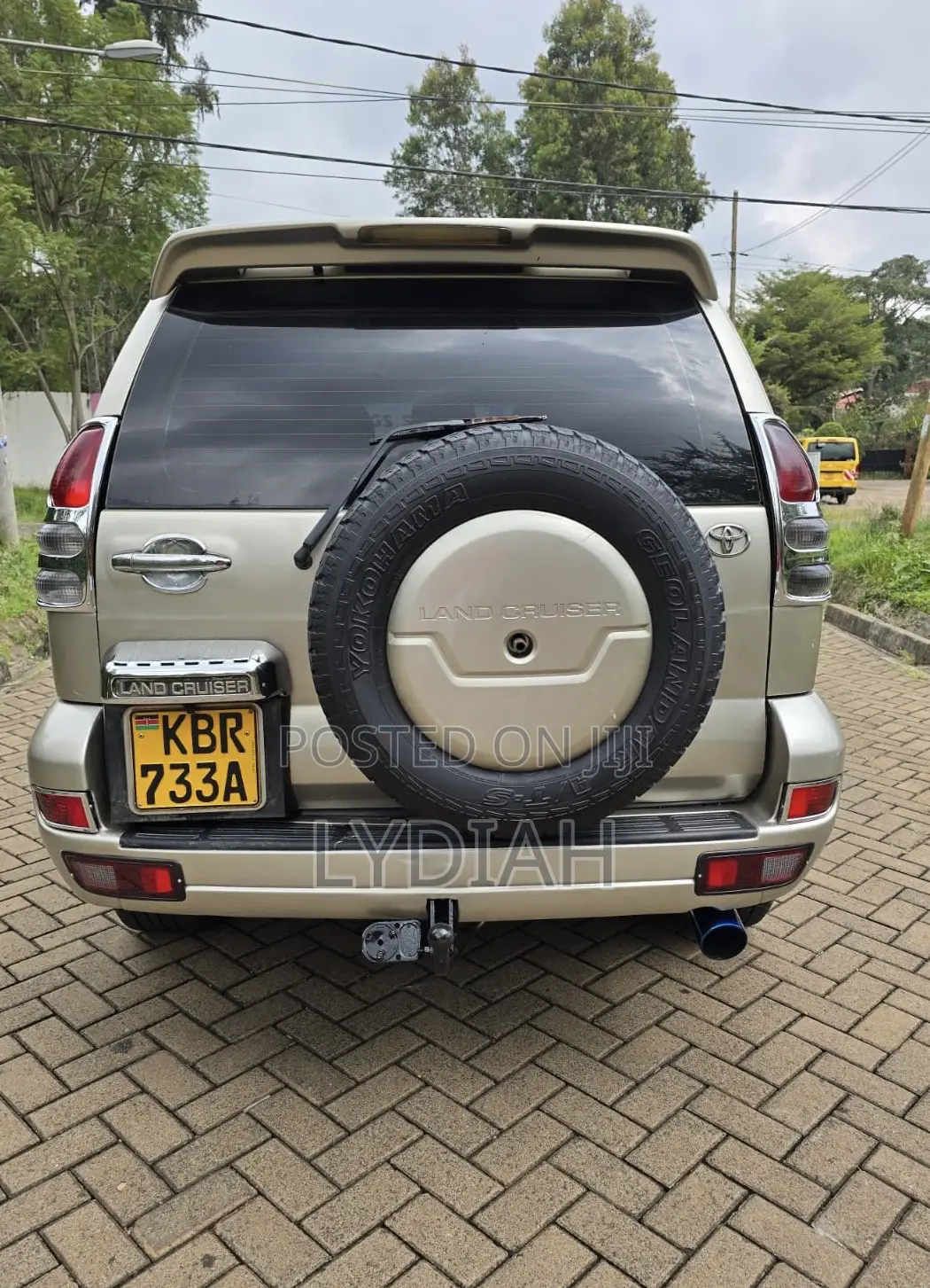 Toyota Land Cruiser Prado 2005 Gold