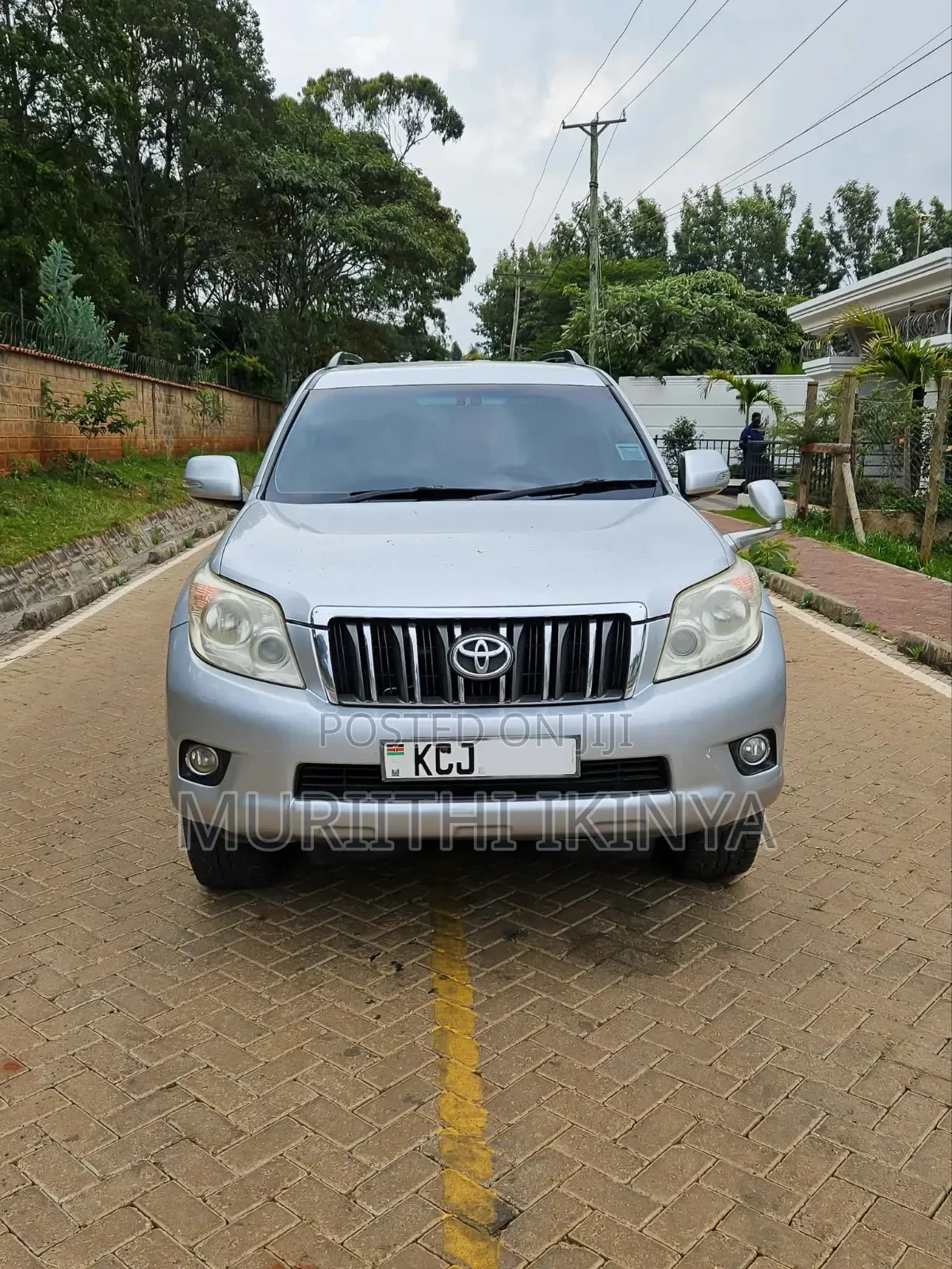 Toyota Land Cruiser Prado 2009 Silver