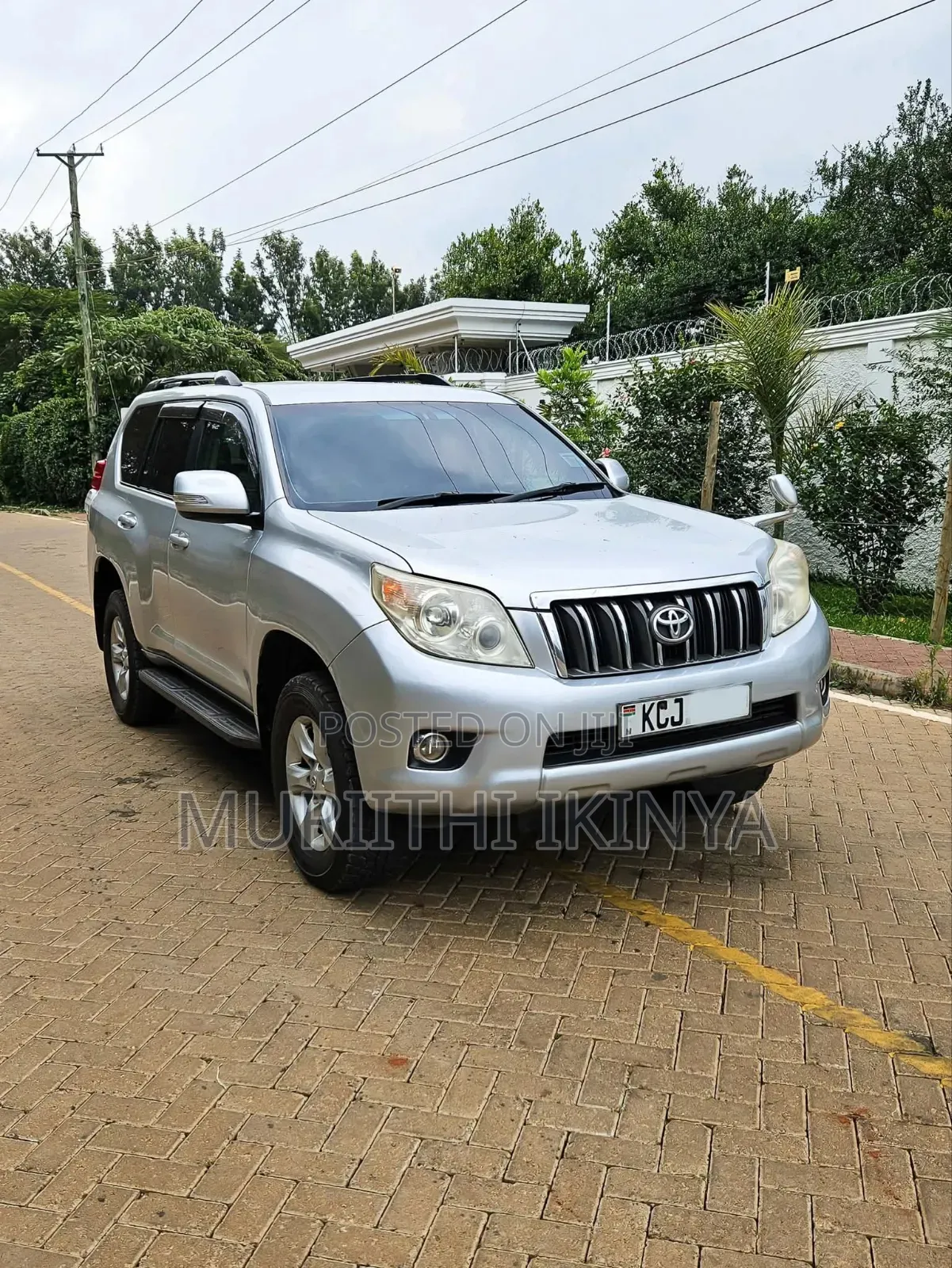 Toyota Land Cruiser Prado 2009 Silver