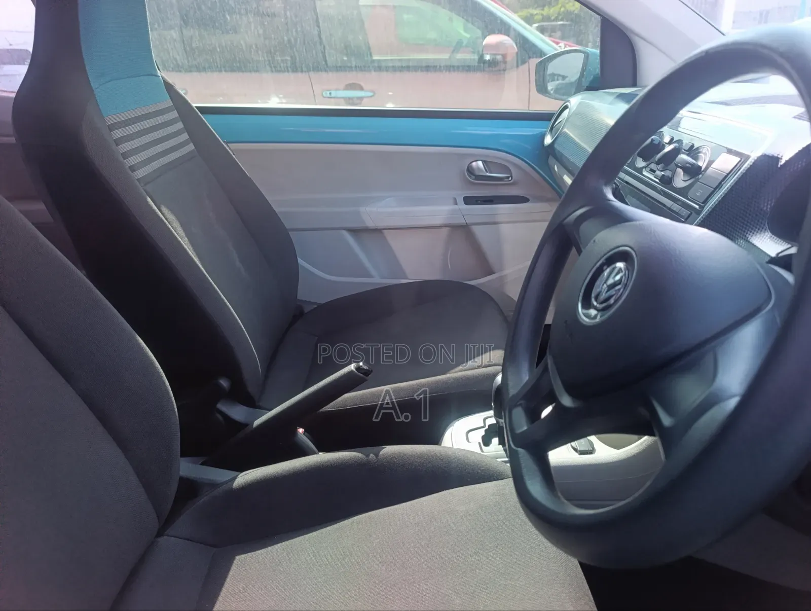 Volkswagen Up 2018 Blue