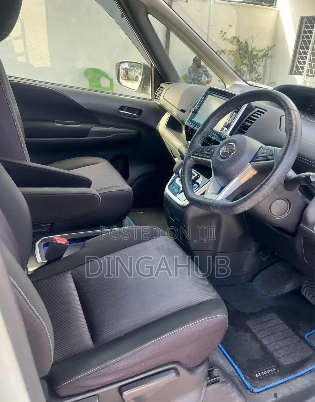Nissan Serena 2019 Pearl