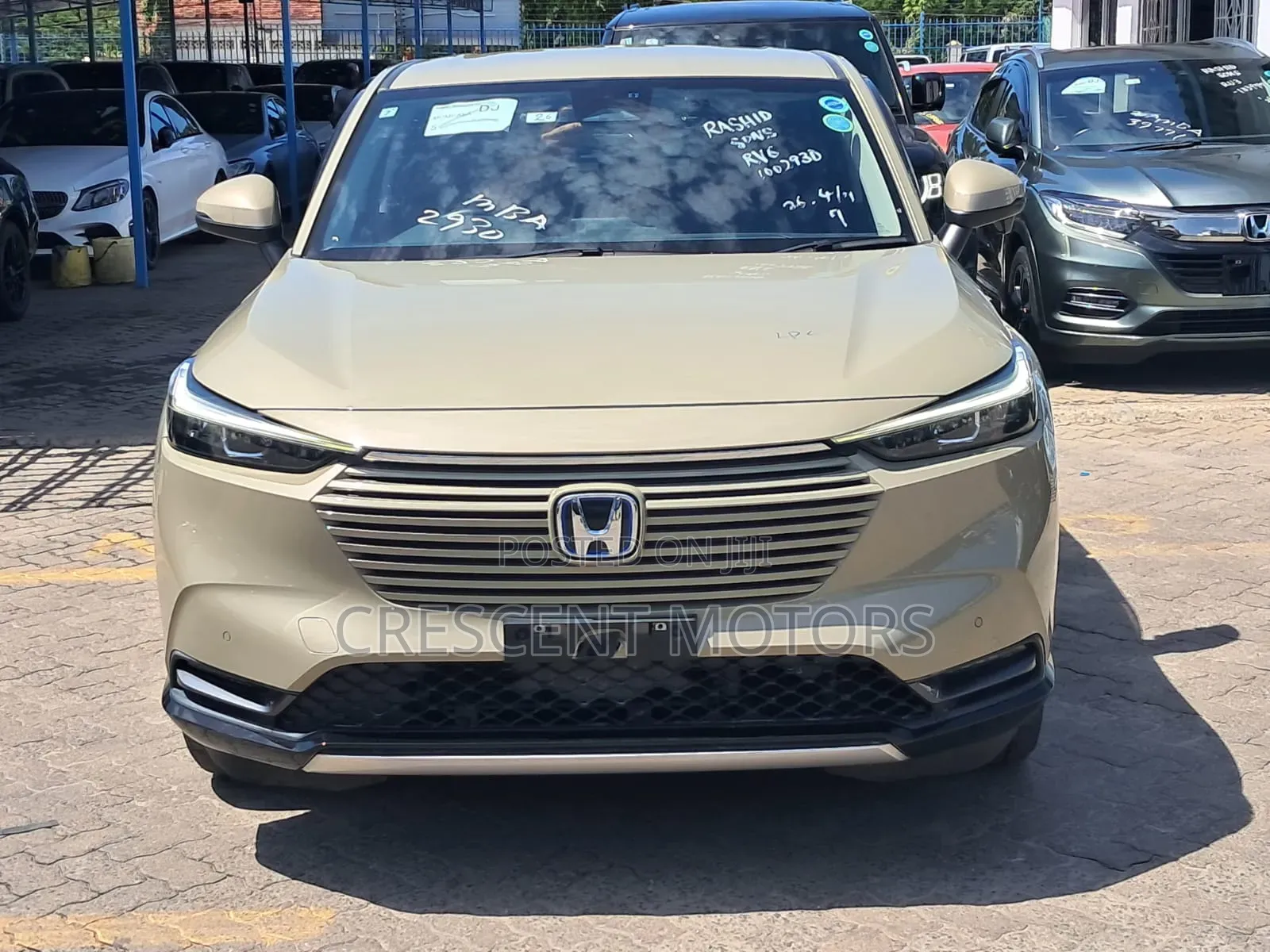 Honda Vezel 2021 Beige