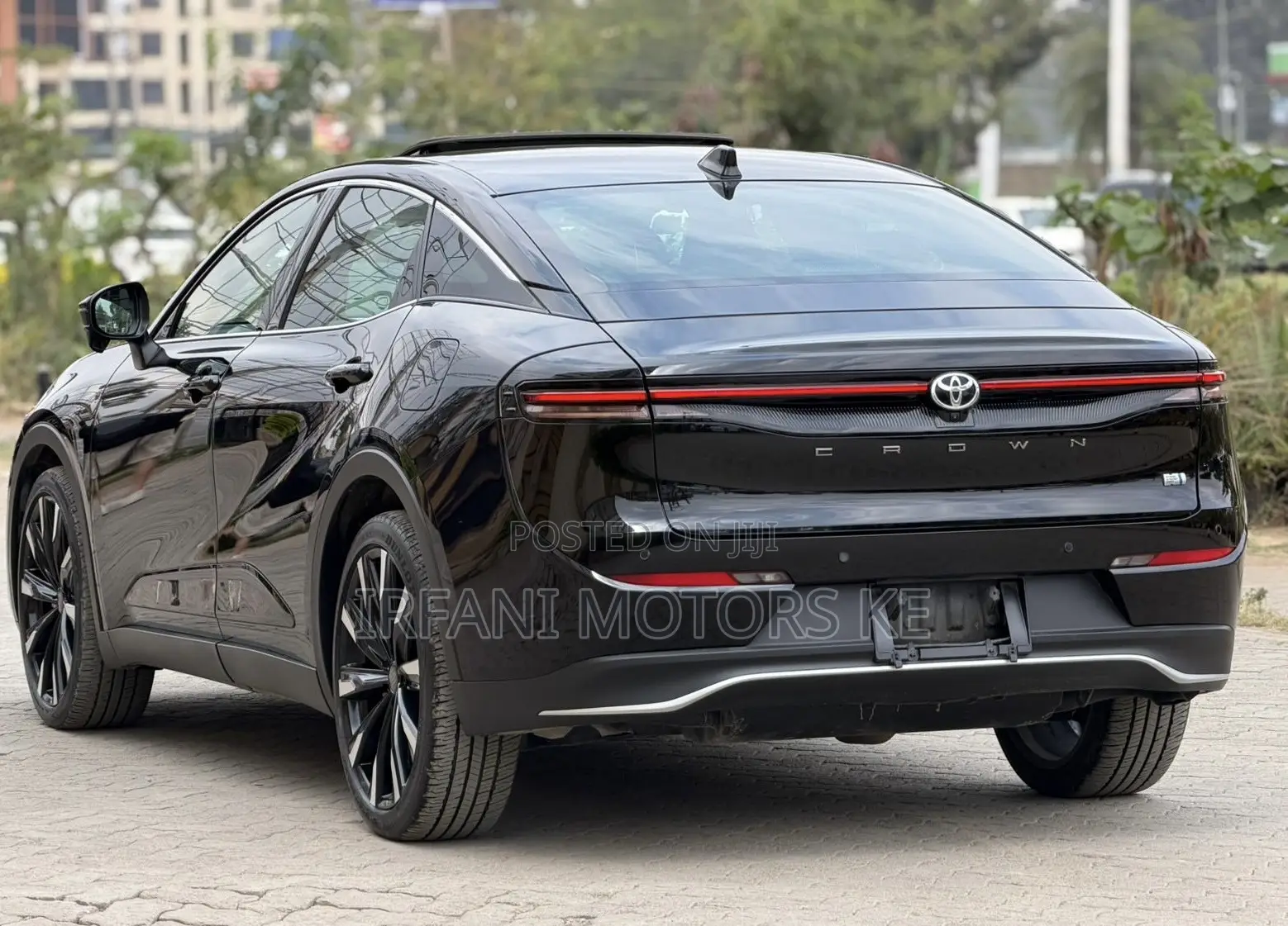 Toyota Crown Platinum 2023 Black