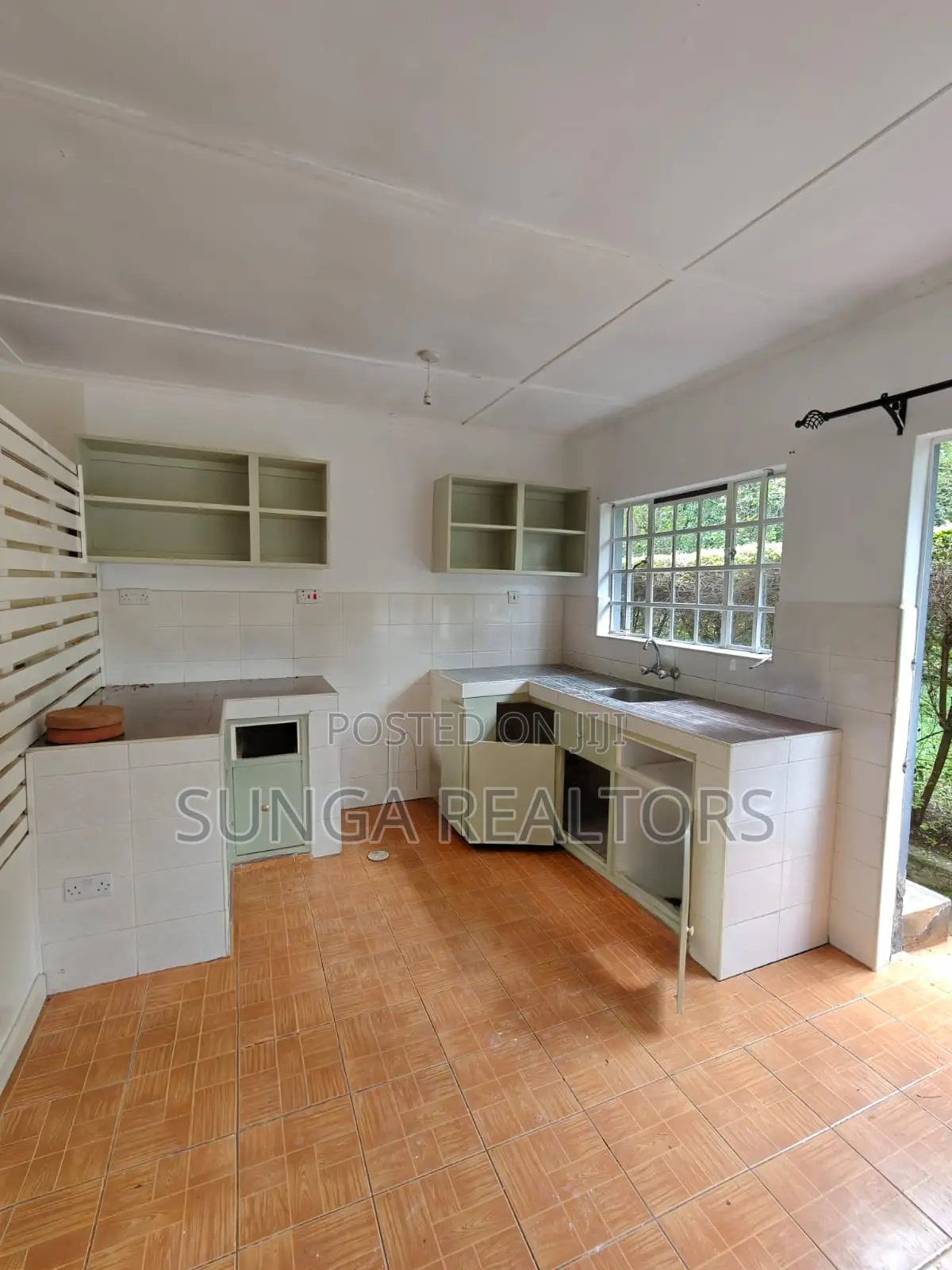 2bdrm Bungalow in Hardy for rent
