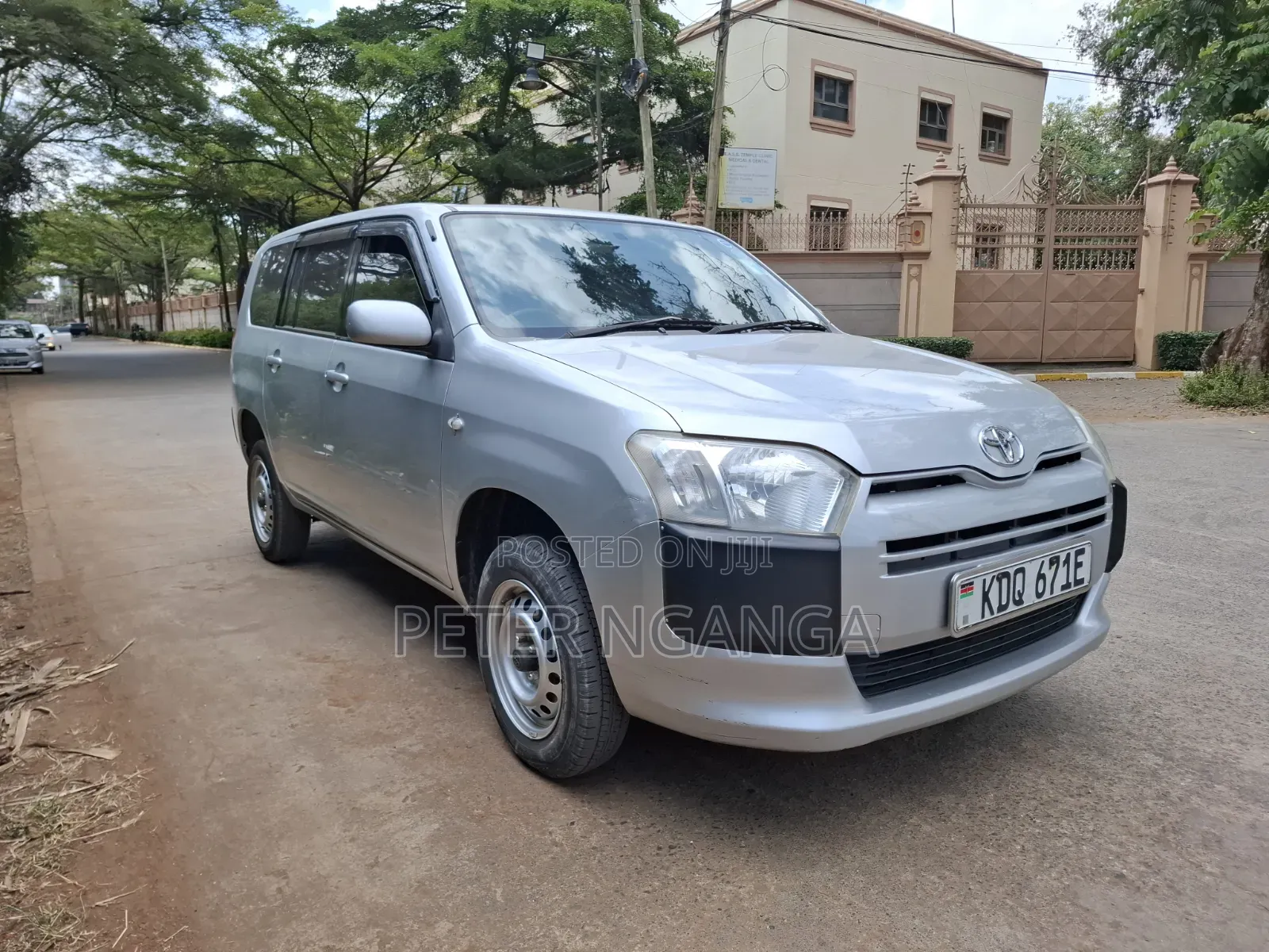 Toyota Succeed SV Premium 2016 Silver