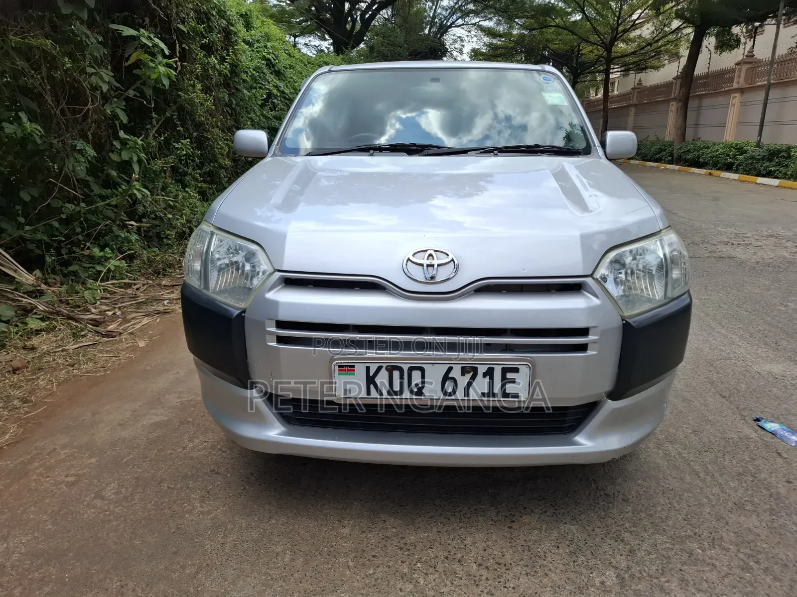 Toyota Succeed SV Premium 2016 Silver