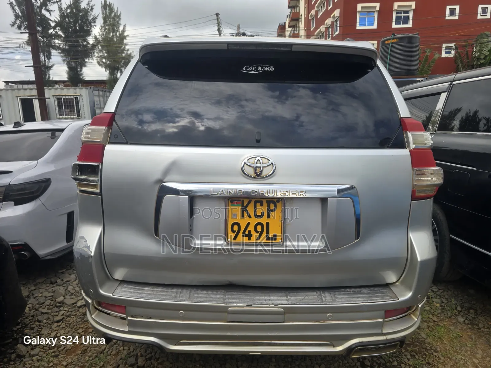 Toyota Land Cruiser Prado 2010 Silver