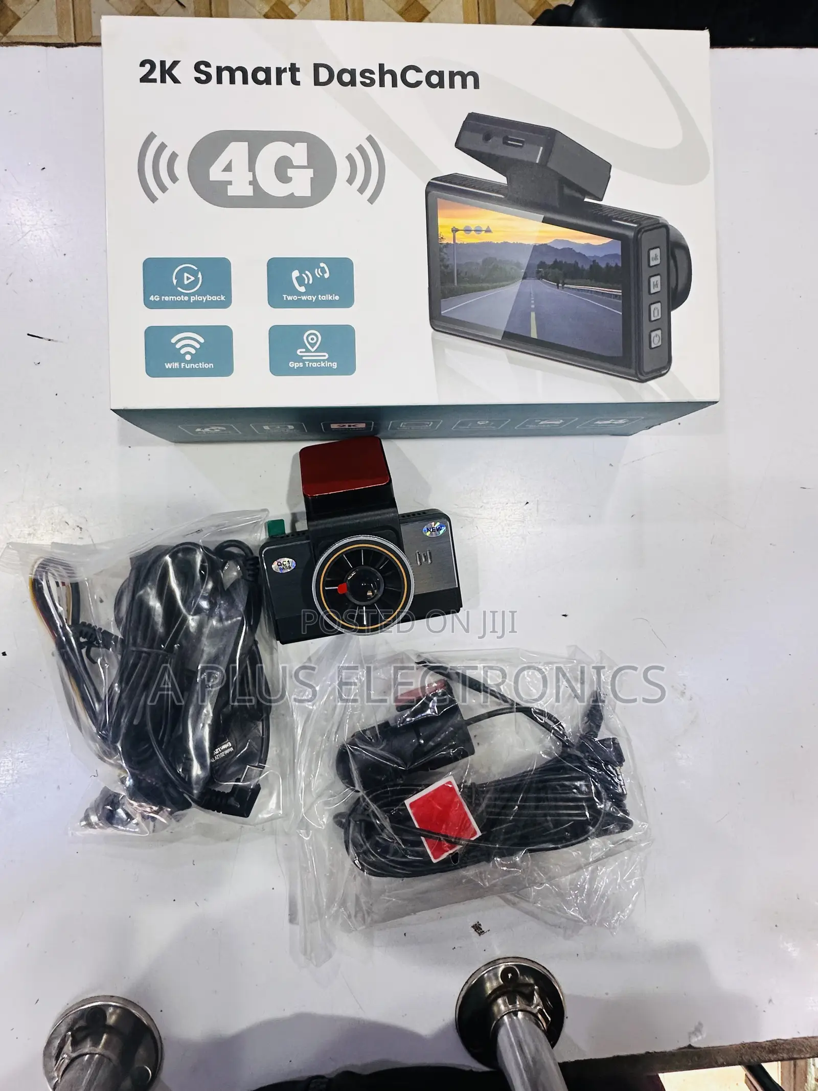 4g Dash Camera P83(Uses Simcard) 24/7 Vehicle Monitoring Dash Camera