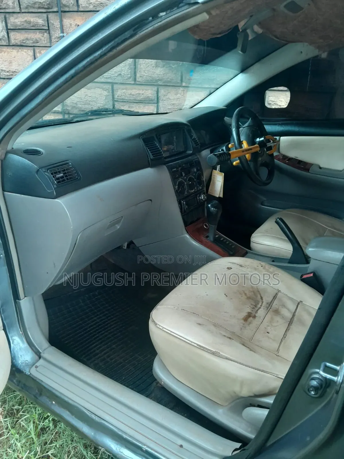 Toyota Corolla 2000 Gray