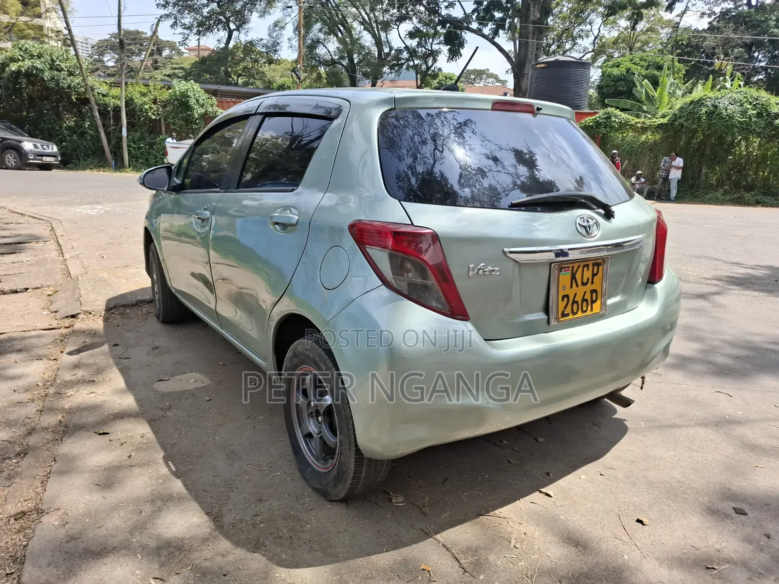 Toyota Vitz 2011 Green