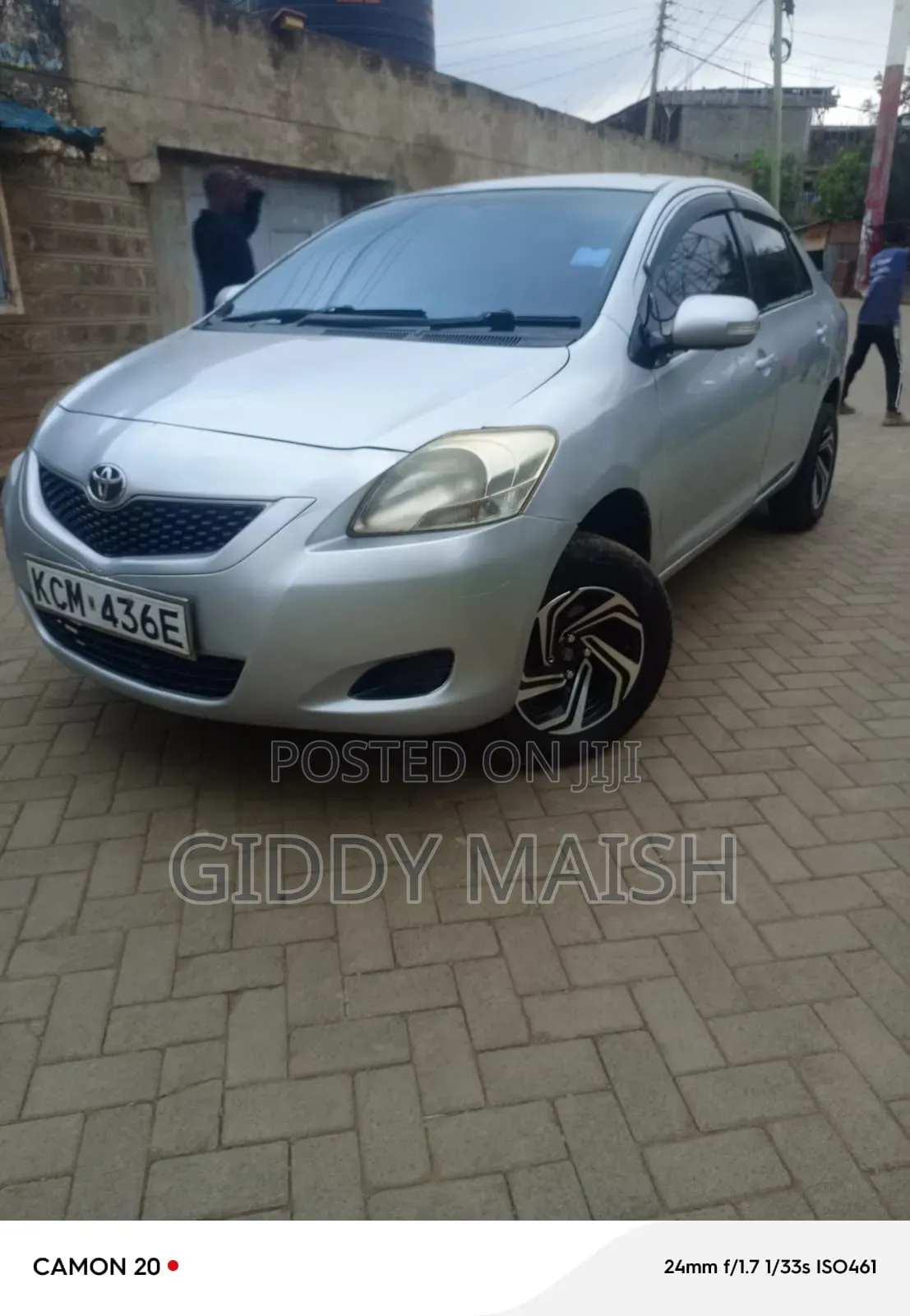 Toyota Belta 2010 Silver