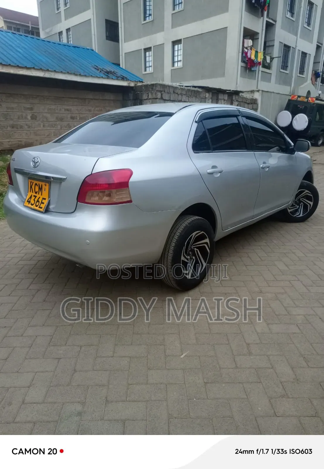 Toyota Belta 2010 Silver