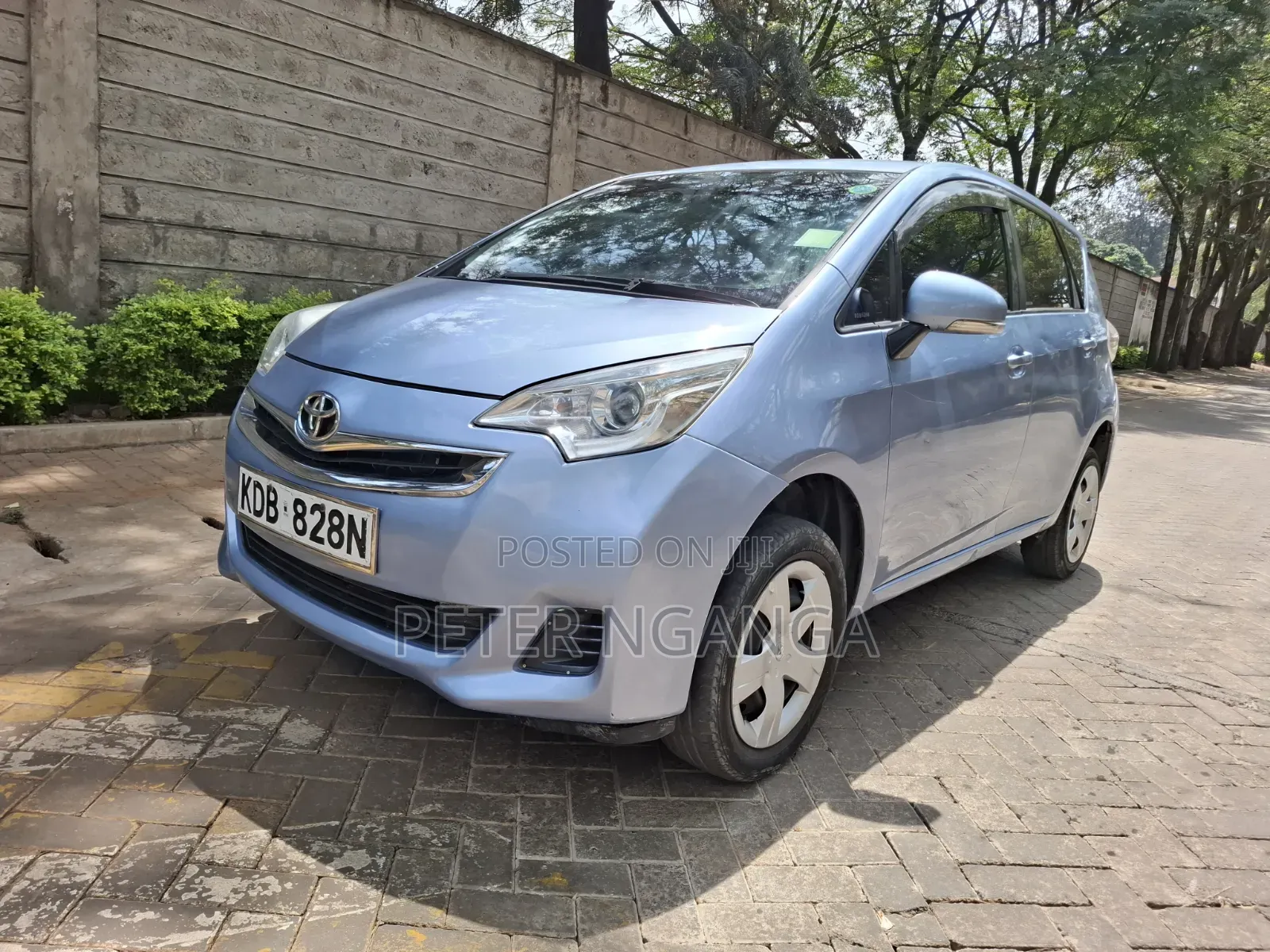 Toyota Ractis 2014 Blue