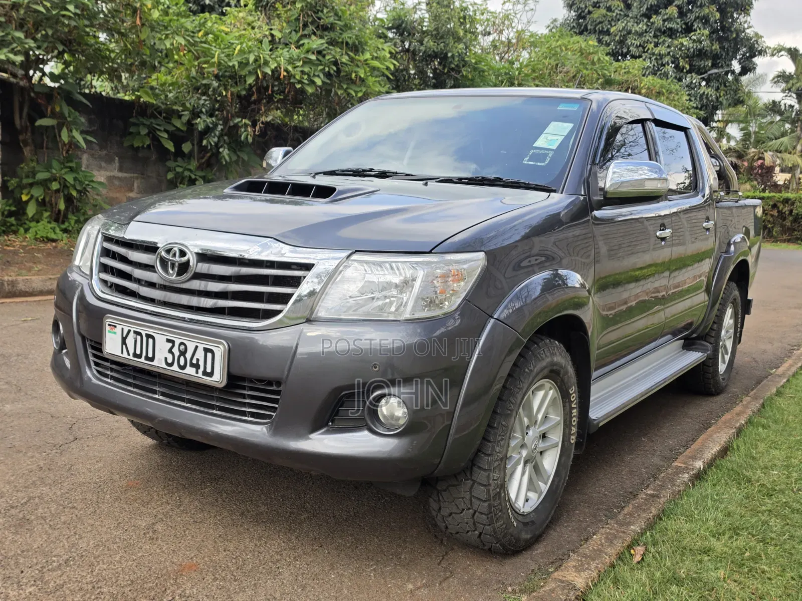 Toyota Hilux 3.0 D-4D 4x4 2014 Gray