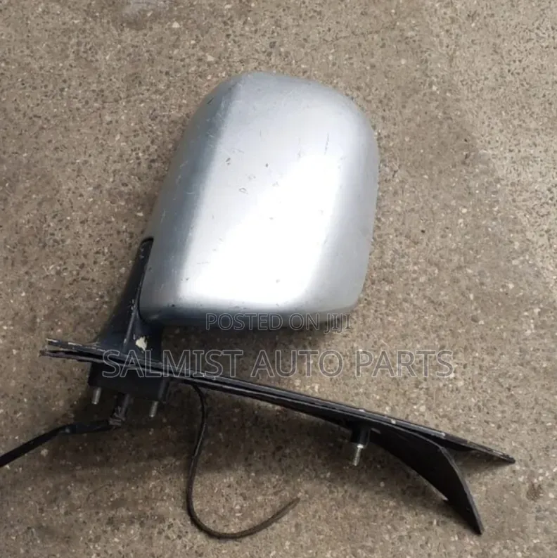 Toyota Voxy 2005 Sidemirror